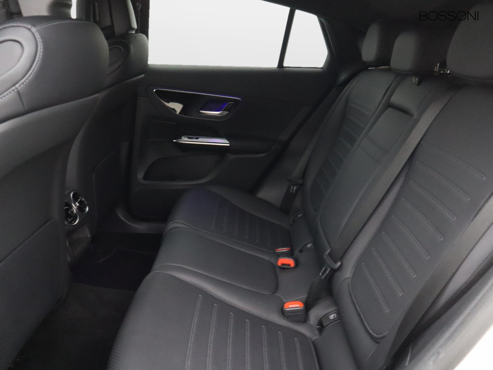 8 - Mercedes GLC coupe 220 d amg line advanced 4matic 9g-tronic