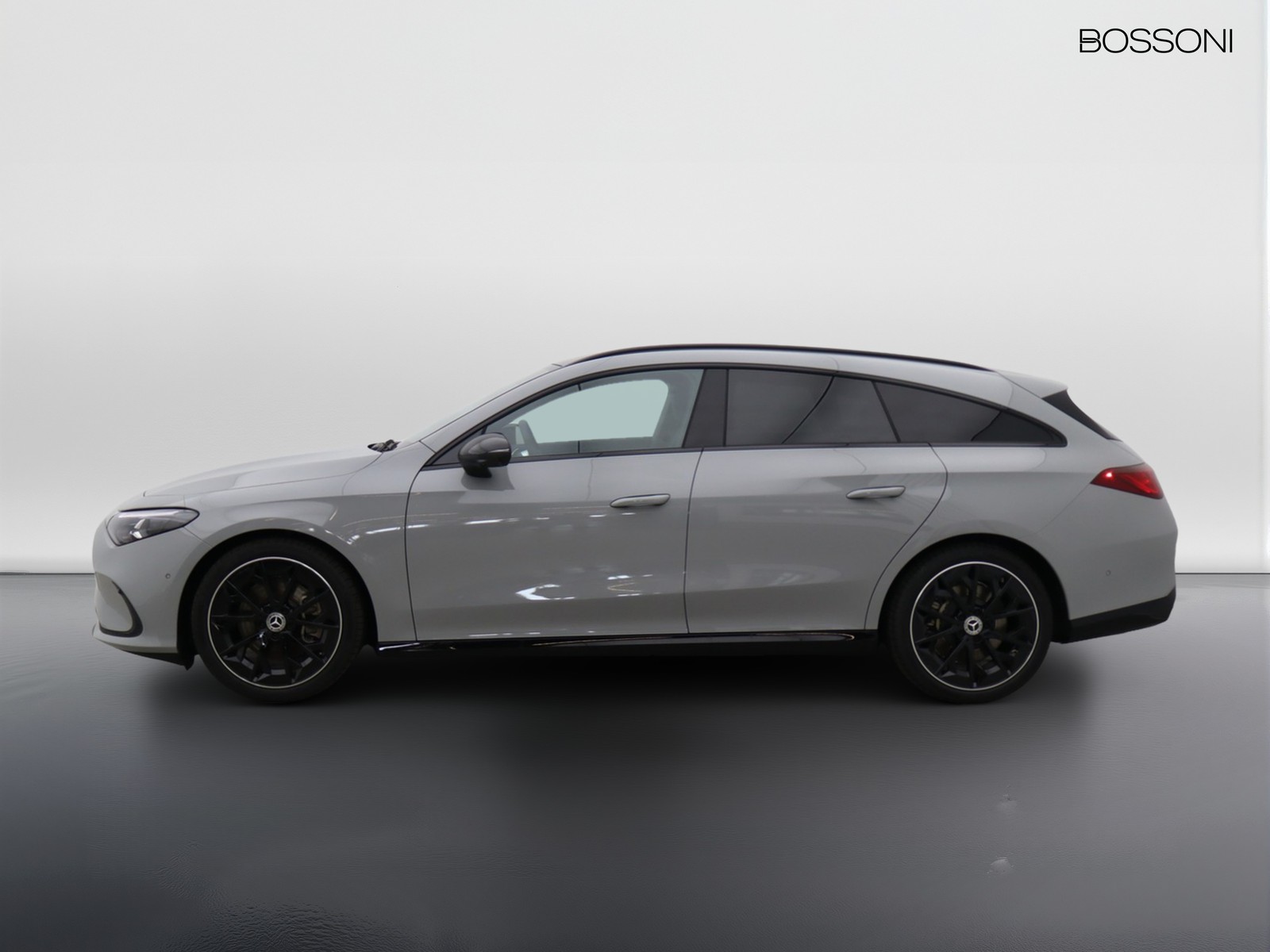 3 - Mercedes CLA shooting brake 200 elettrica advanced