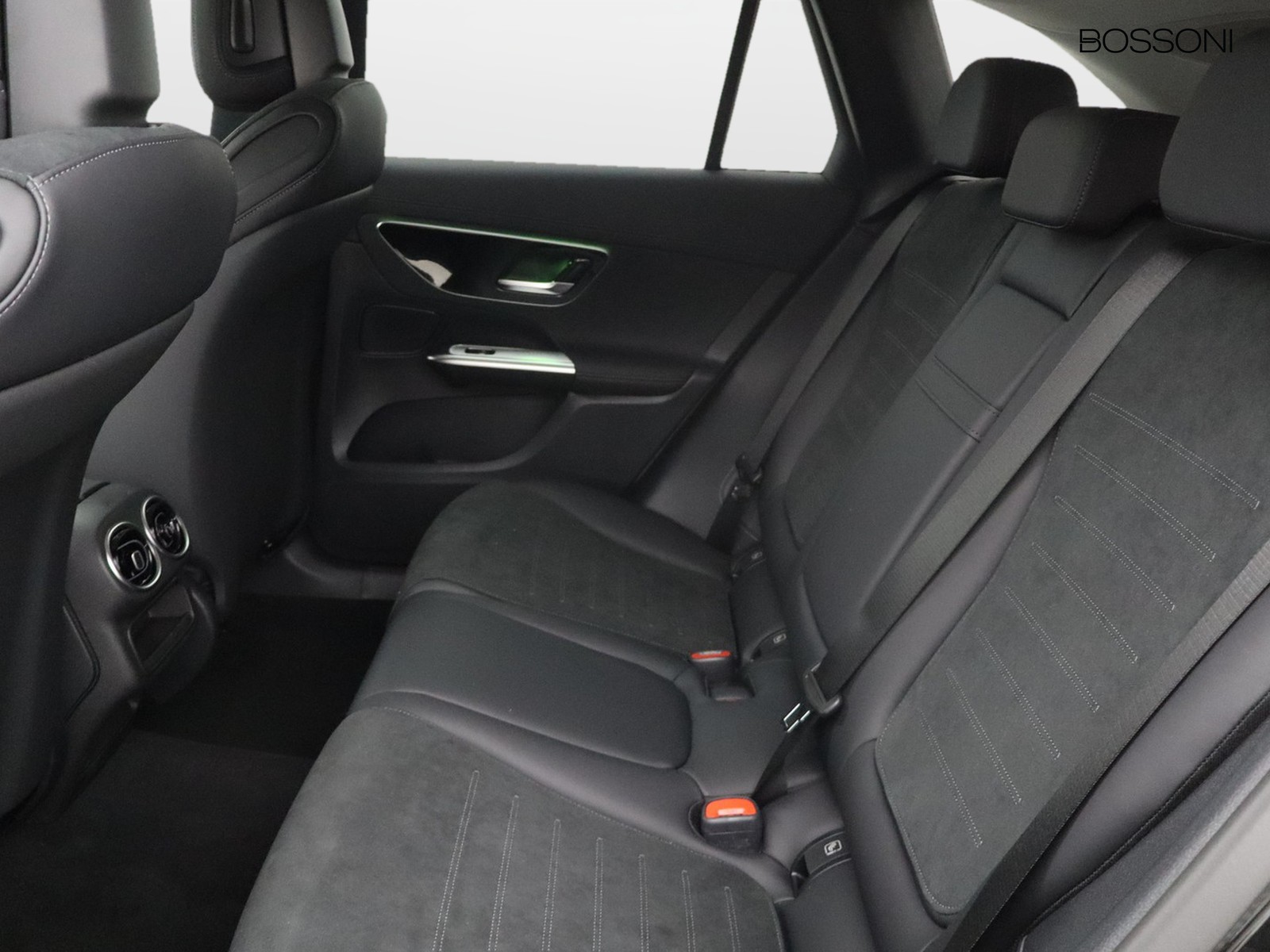 8 - Mercedes GLC suv 300 de plug-in hybrid amg line advanced 4matic 9g-tronic