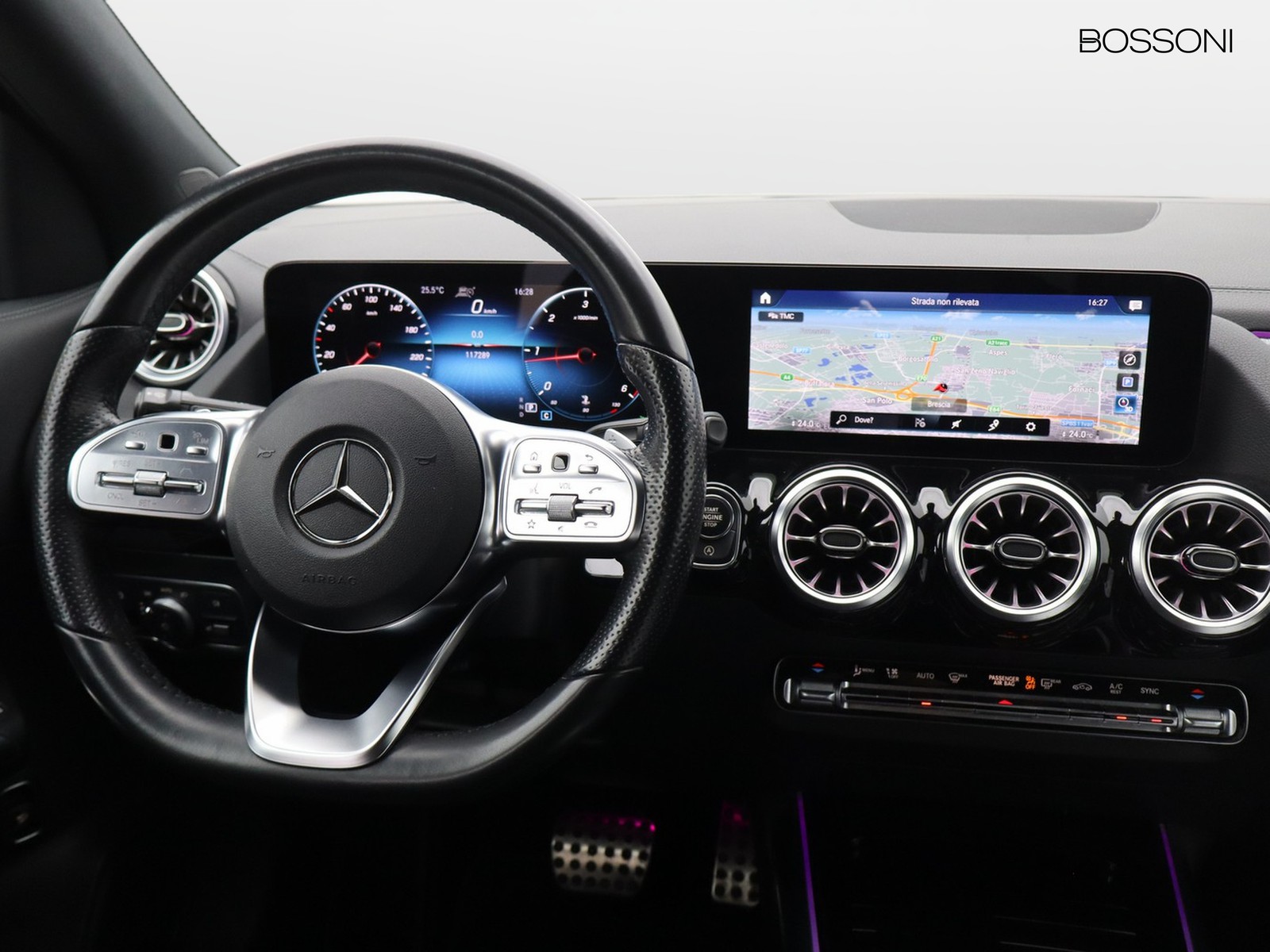 12 - Mercedes GLA 200 d premium 4matic 8g-dct
