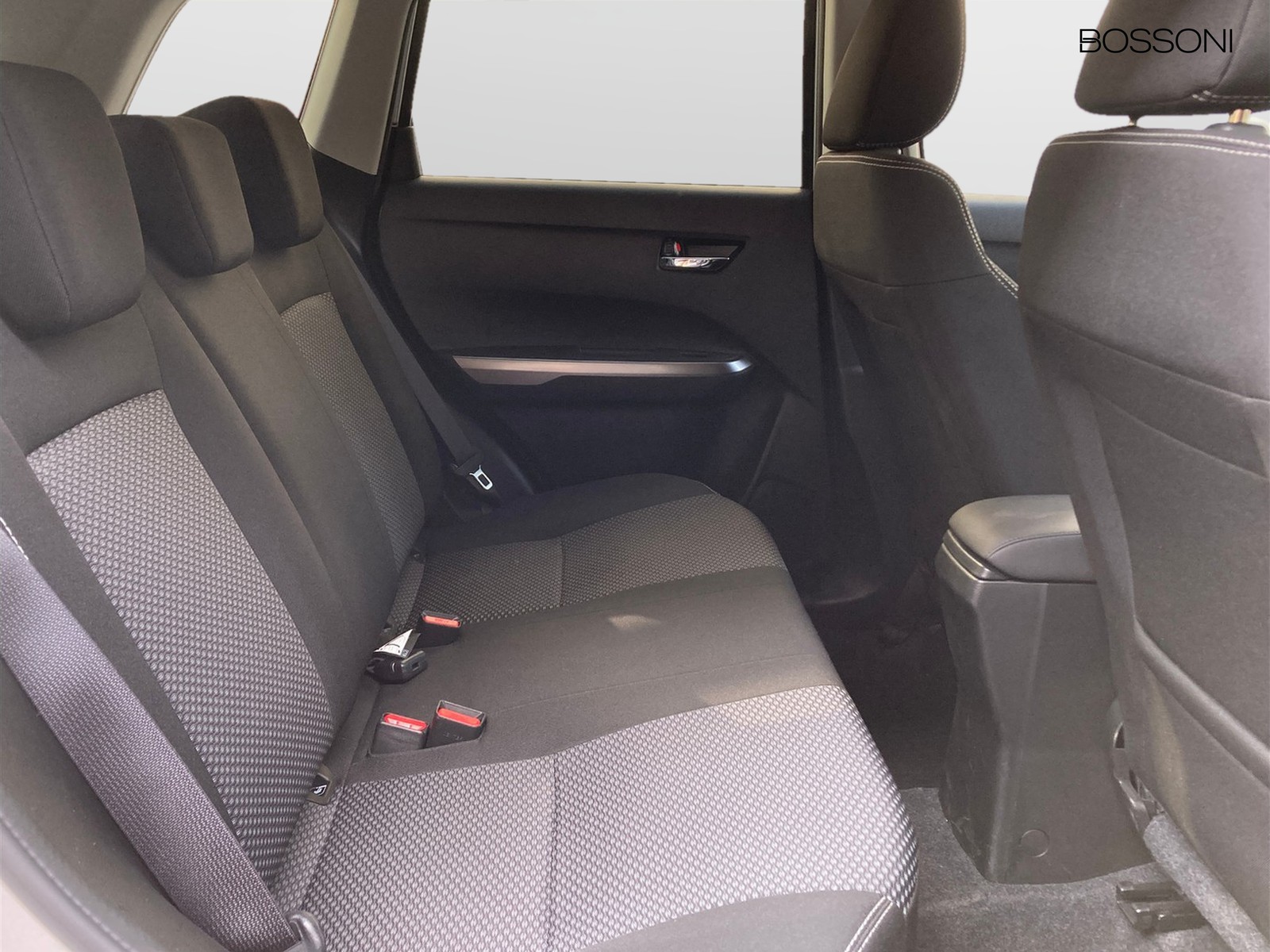 8 - Suzuki Vitara 1.4 boosterjet hybrid 129cv cool+ 2wd