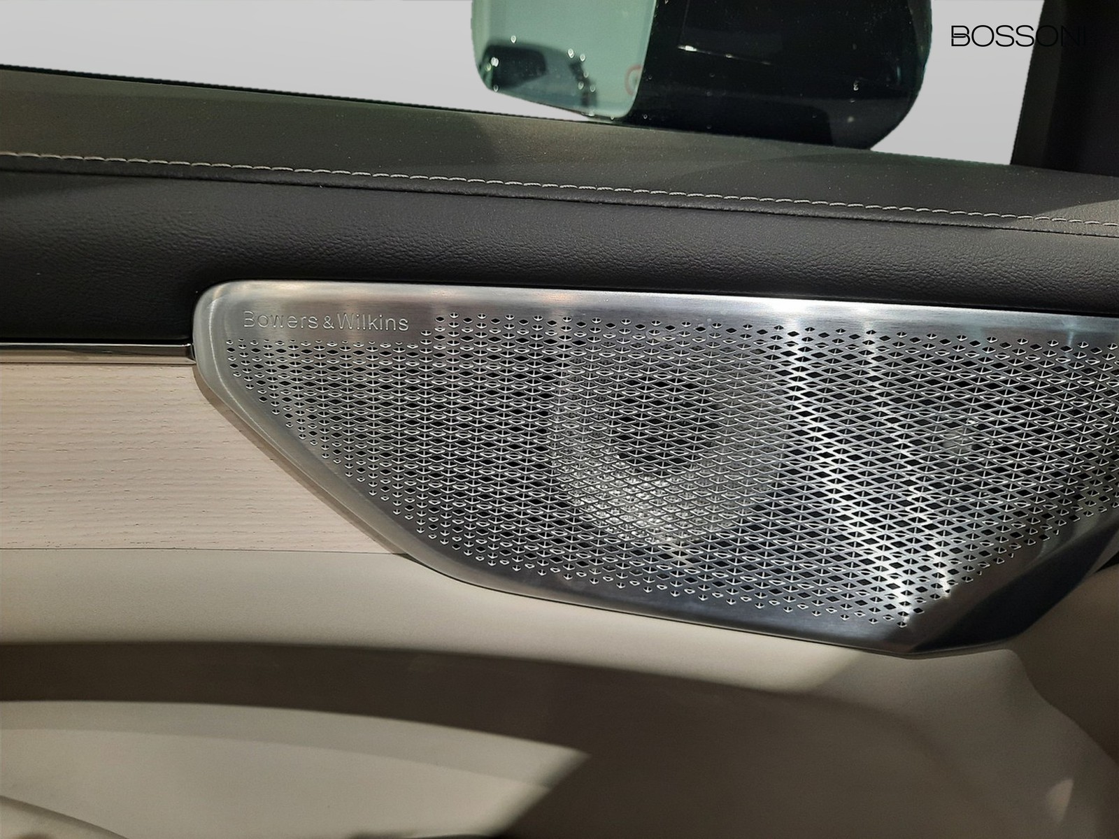 17 - Volvo ES90 single motor extended range ultra rwd