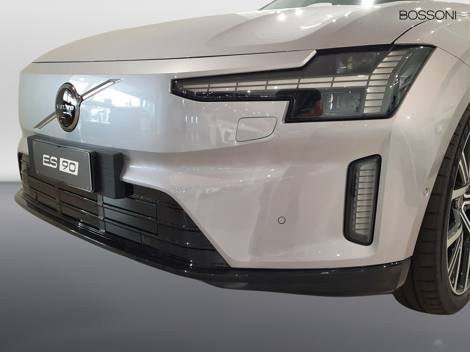 23 - Volvo ES90 single motor extended range ultra rwd