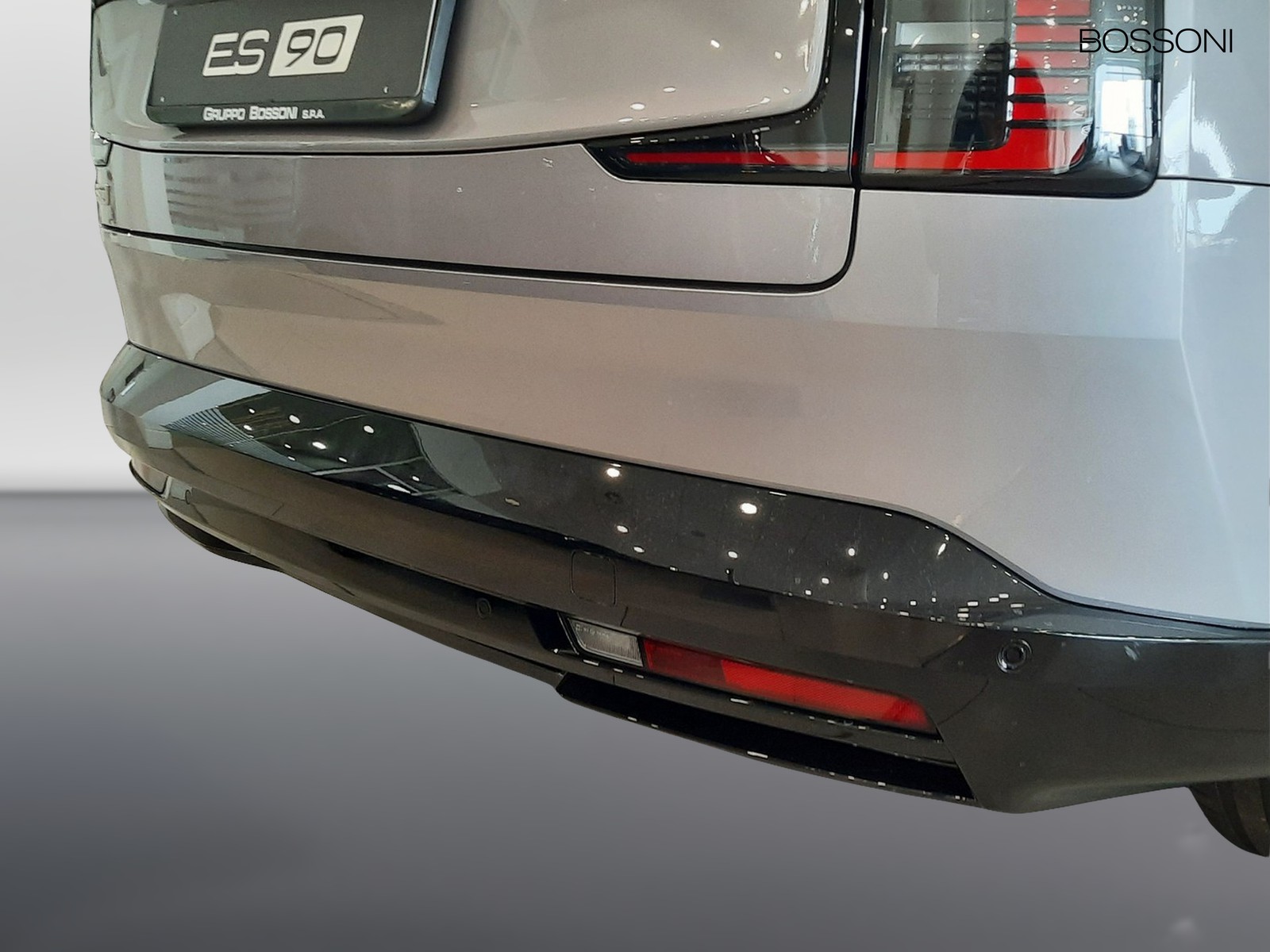 24 - Volvo ES90 single motor extended range ultra rwd