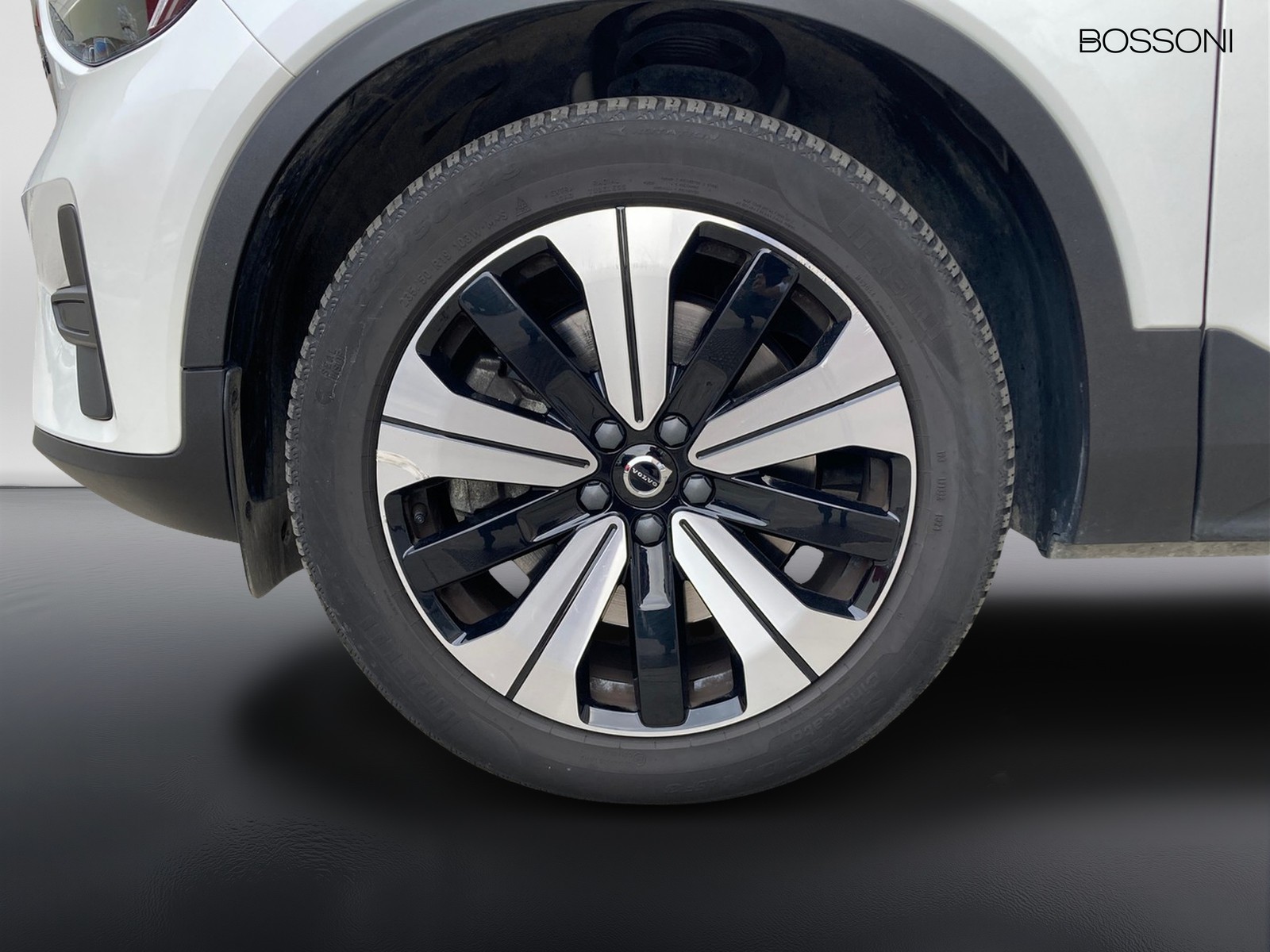 6 - Volvo XC40 1.5 t4 recharge plug-in-hybrid core automatico