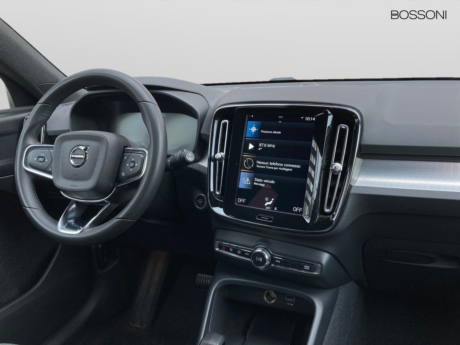14 - Volvo XC40 1.5 t4 recharge plug-in-hybrid core automatico