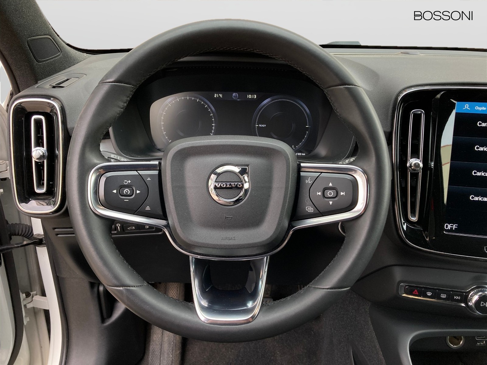 16 - Volvo XC40 1.5 t4 recharge plug-in-hybrid core automatico