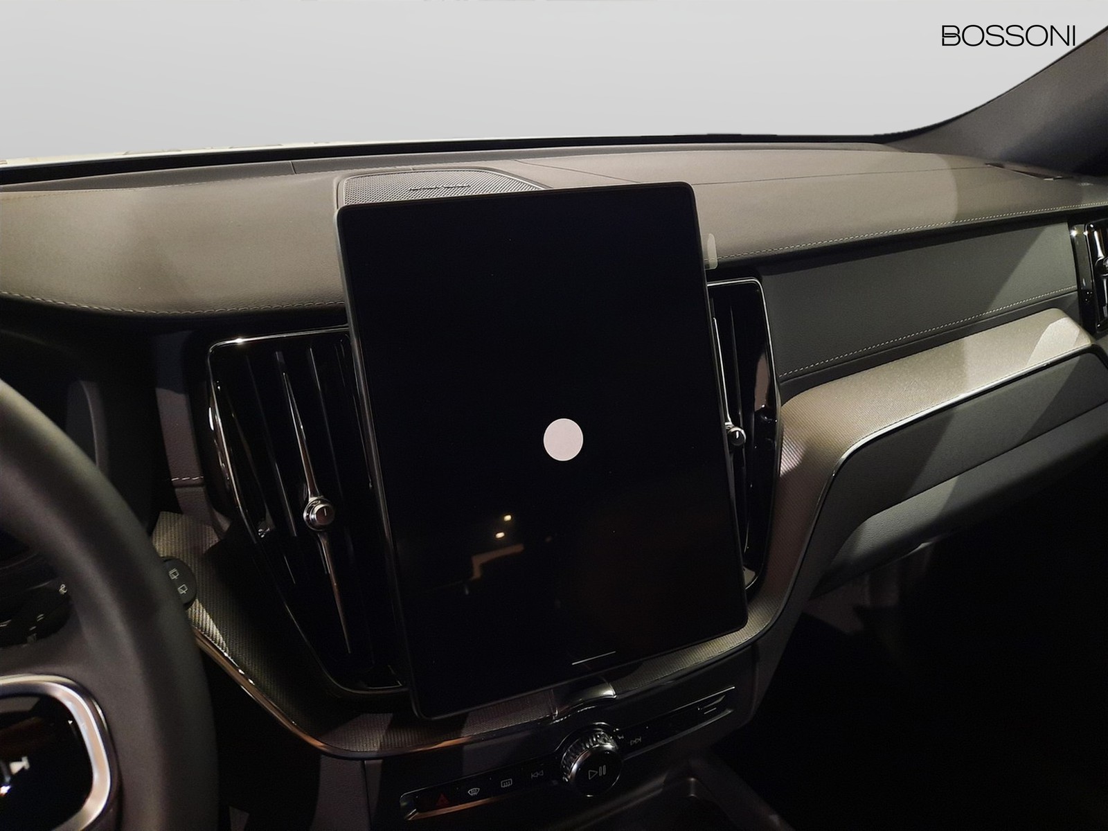 11 - Volvo XC60 2.0 b5 mild hybrid ultra black edition awd automatico