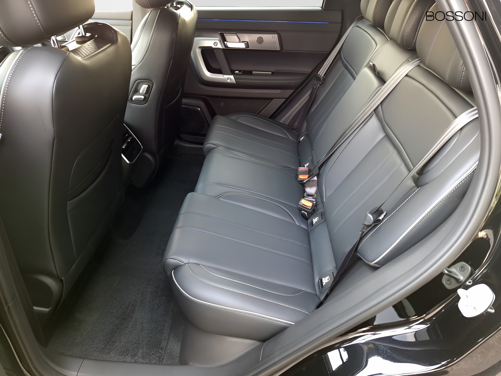 11 - Jaecoo 7 shs-p 1.5 tgdi plug-in hybrid exclusive dht