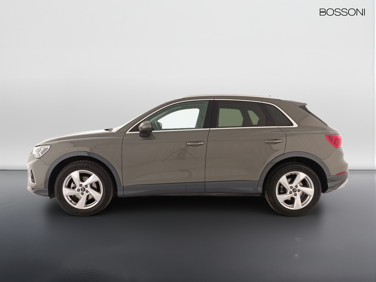 3 - Audi Q3 35 2.0 tdi business advanced s tronic