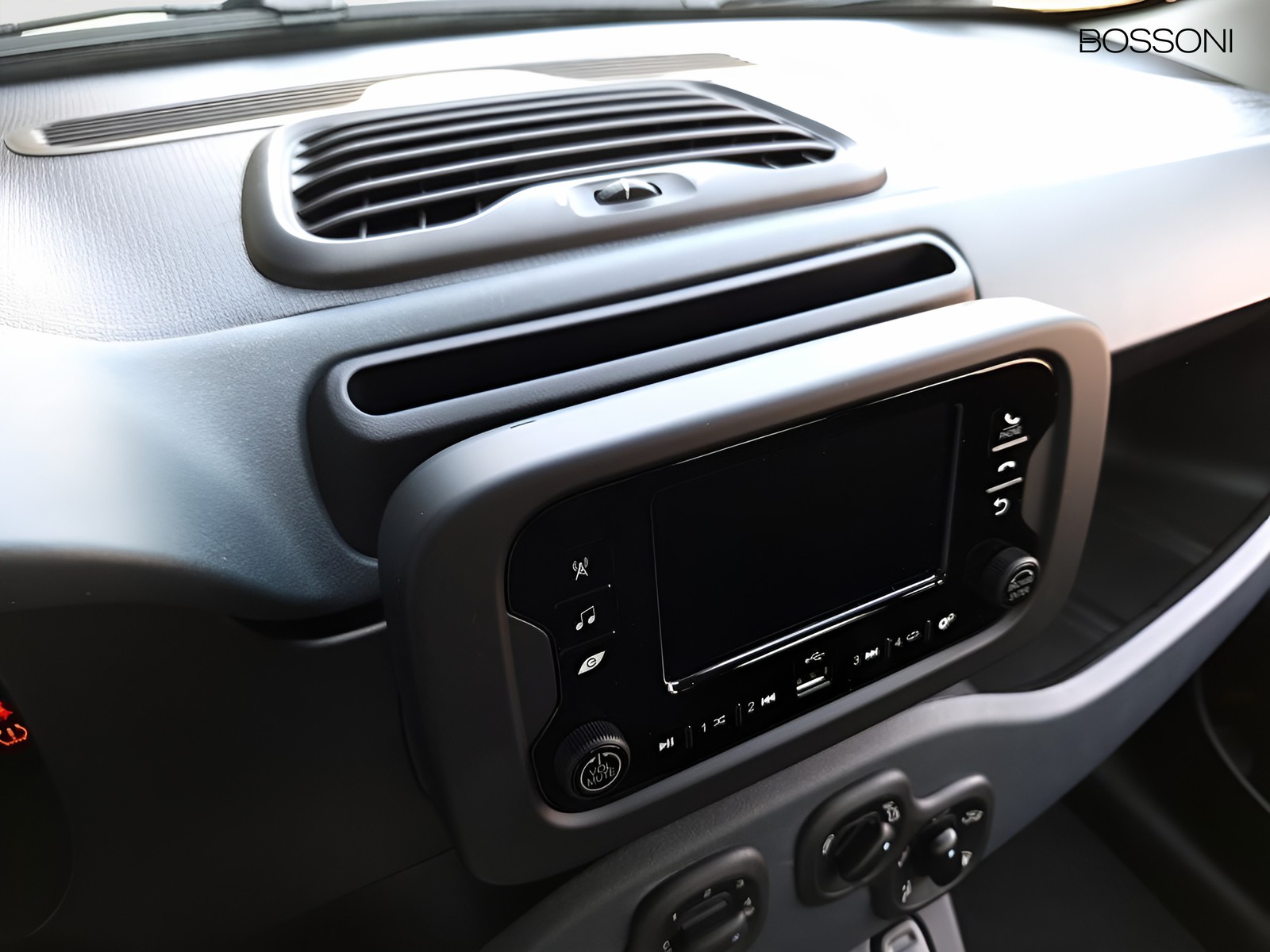 16 - Fiat Pandina 1.0 firefly hybrid 65cv icon s&s 5p.ti