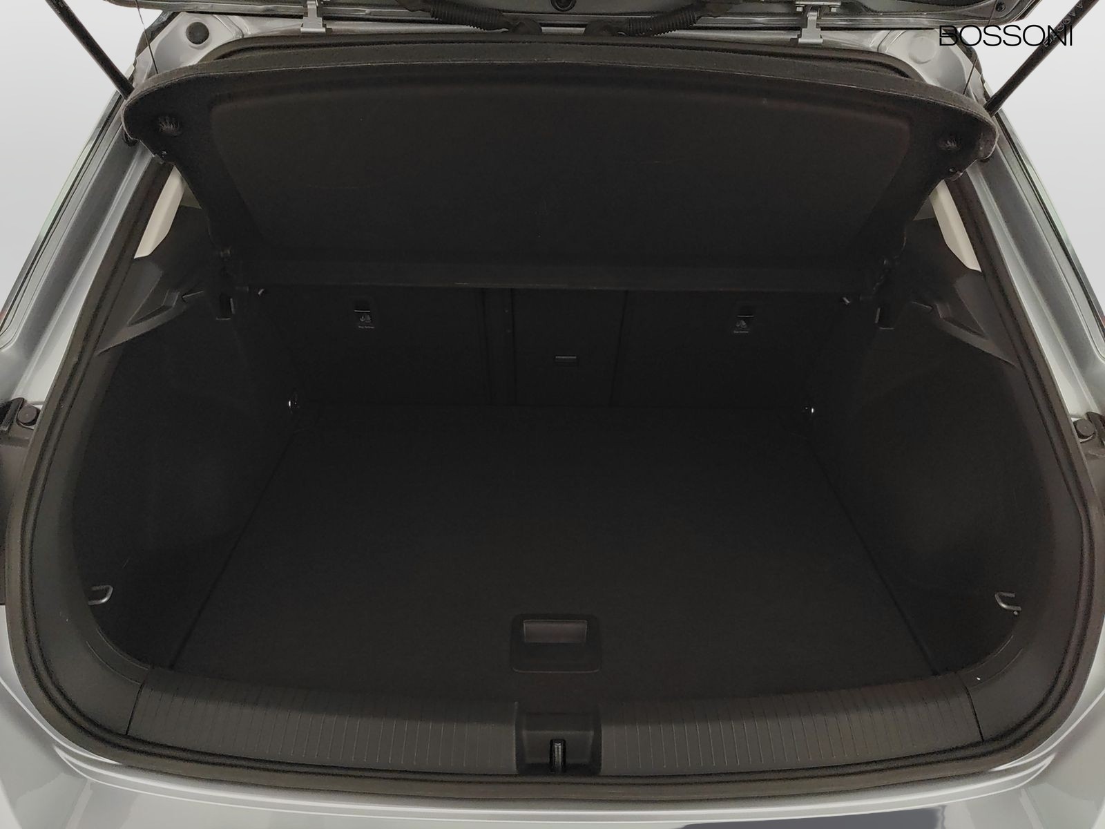 10 - Volkswagen T-Roc 2.0 tdi scr 150cv life dsg
