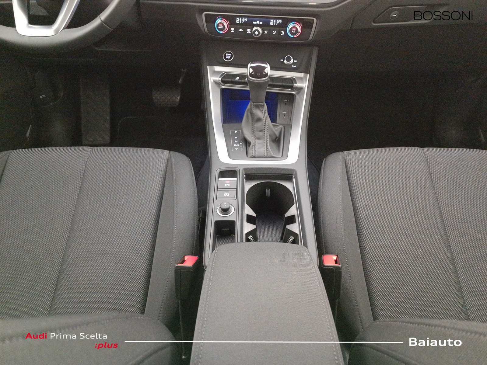 15 - Audi Q3 35 2.0 tdi business advanced s tronic