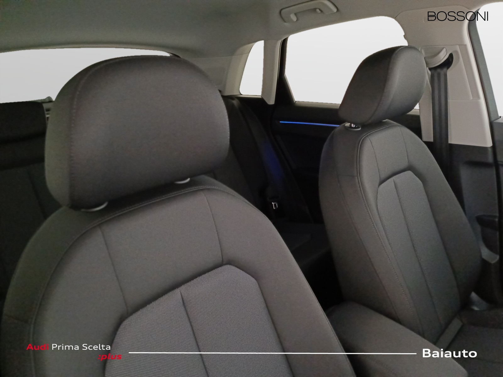 24 - Audi Q3 35 2.0 tdi business advanced s tronic