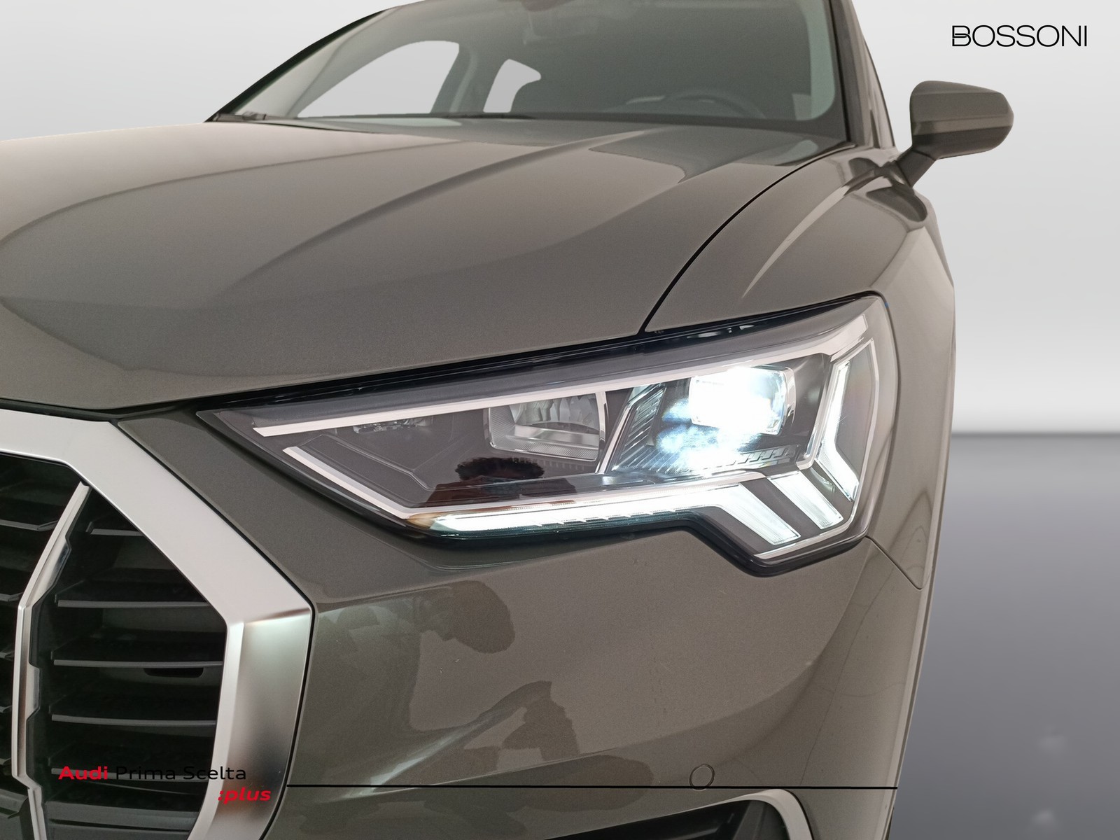 26 - Audi Q3 35 2.0 tdi business advanced s tronic