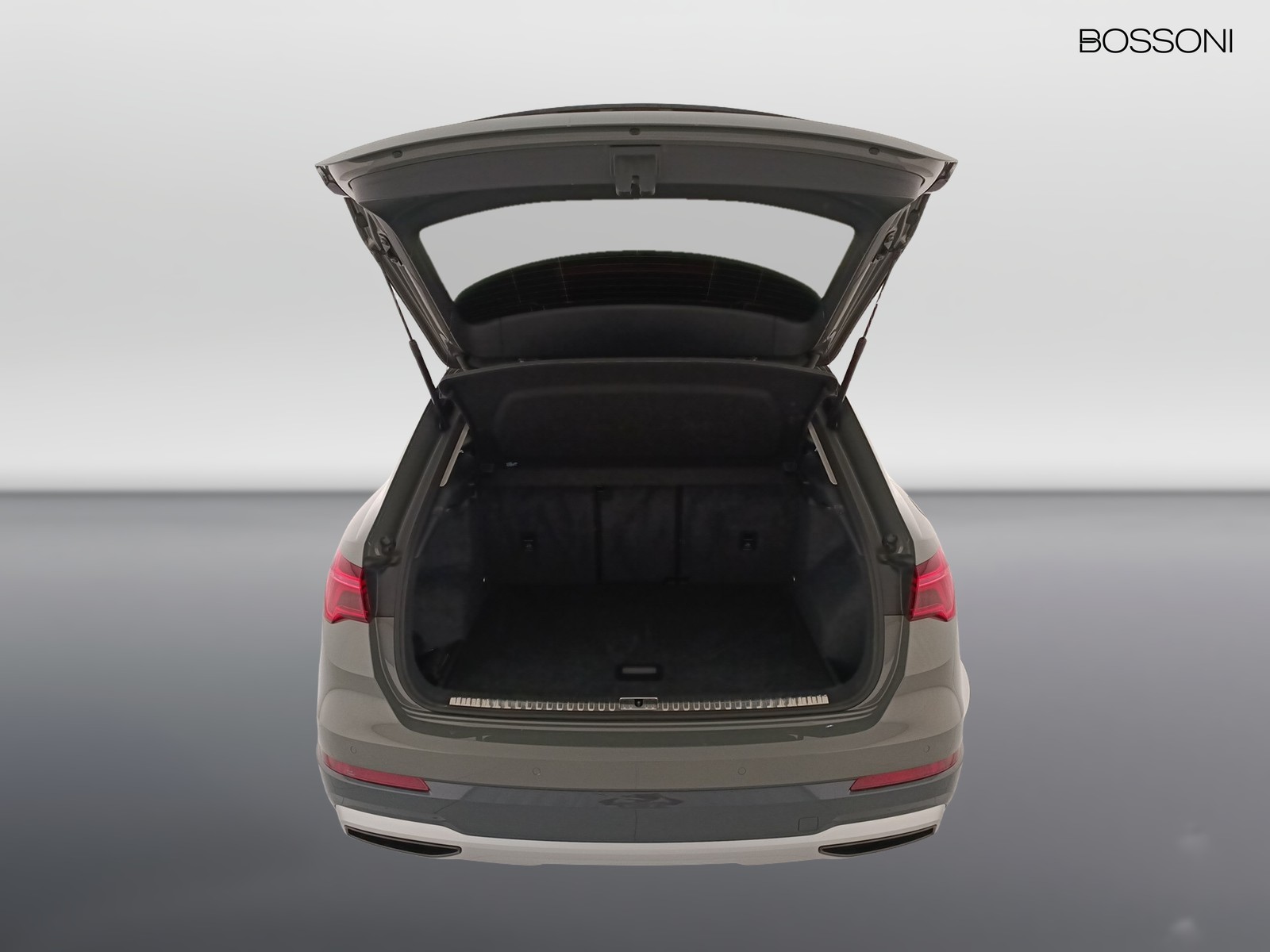 32 - Audi Q3 35 2.0 tdi business advanced s tronic