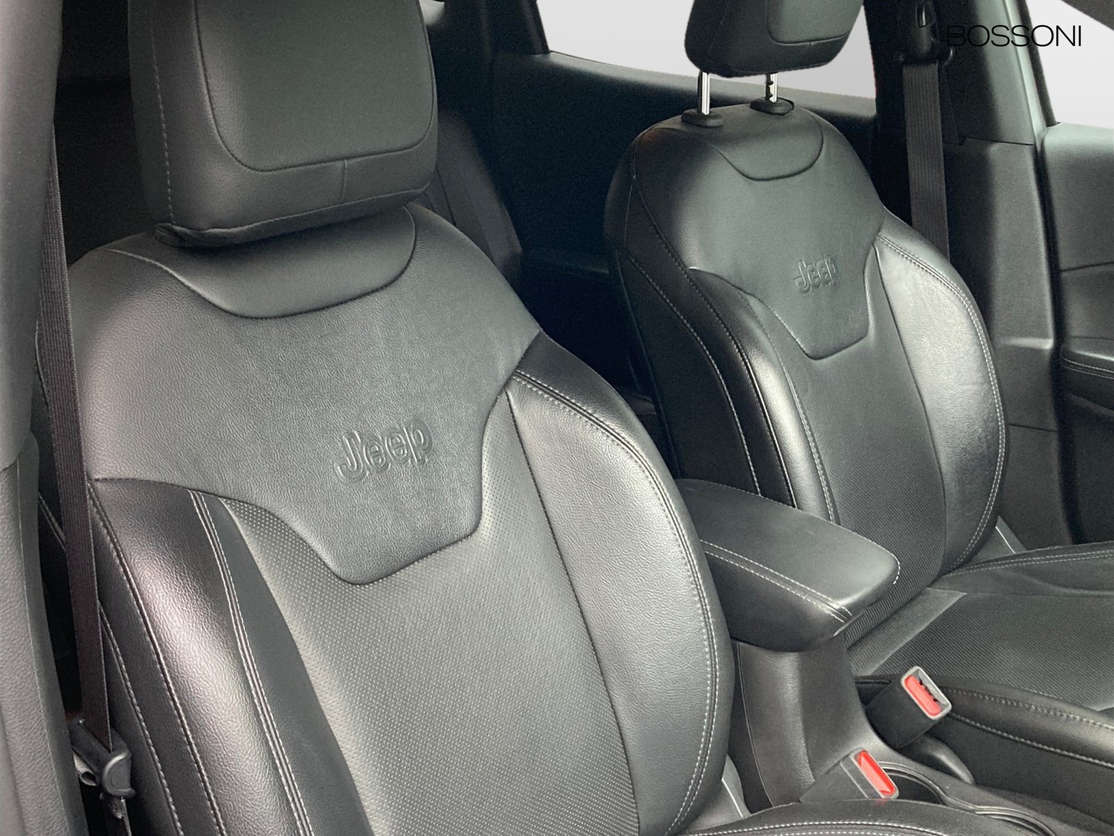 8 - Jeep Compass 1.6 multijet ii 120cv s 2wd