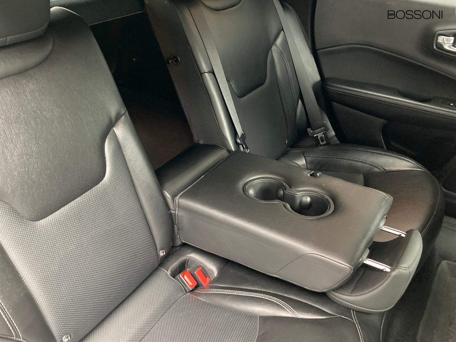 11 - Jeep Compass 1.6 multijet ii 120cv s 2wd