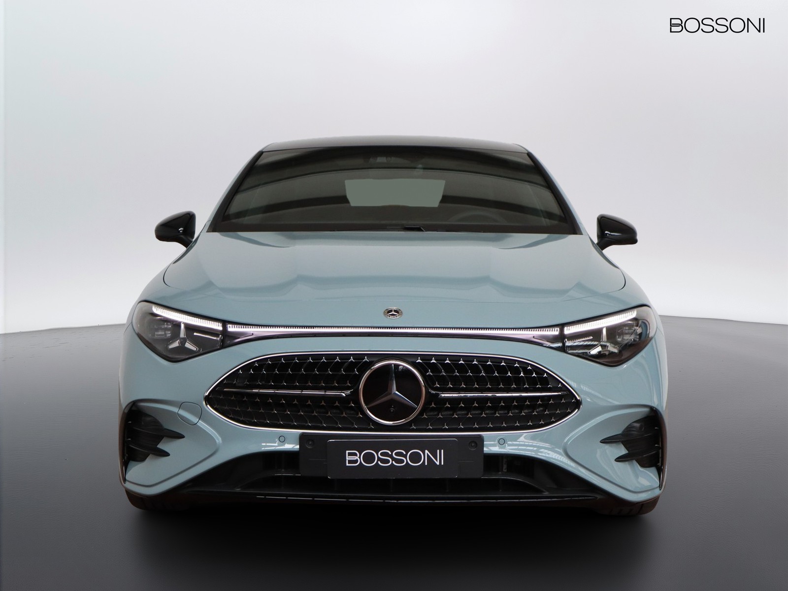 2 - Mercedes CLA 180 advanced plus auto