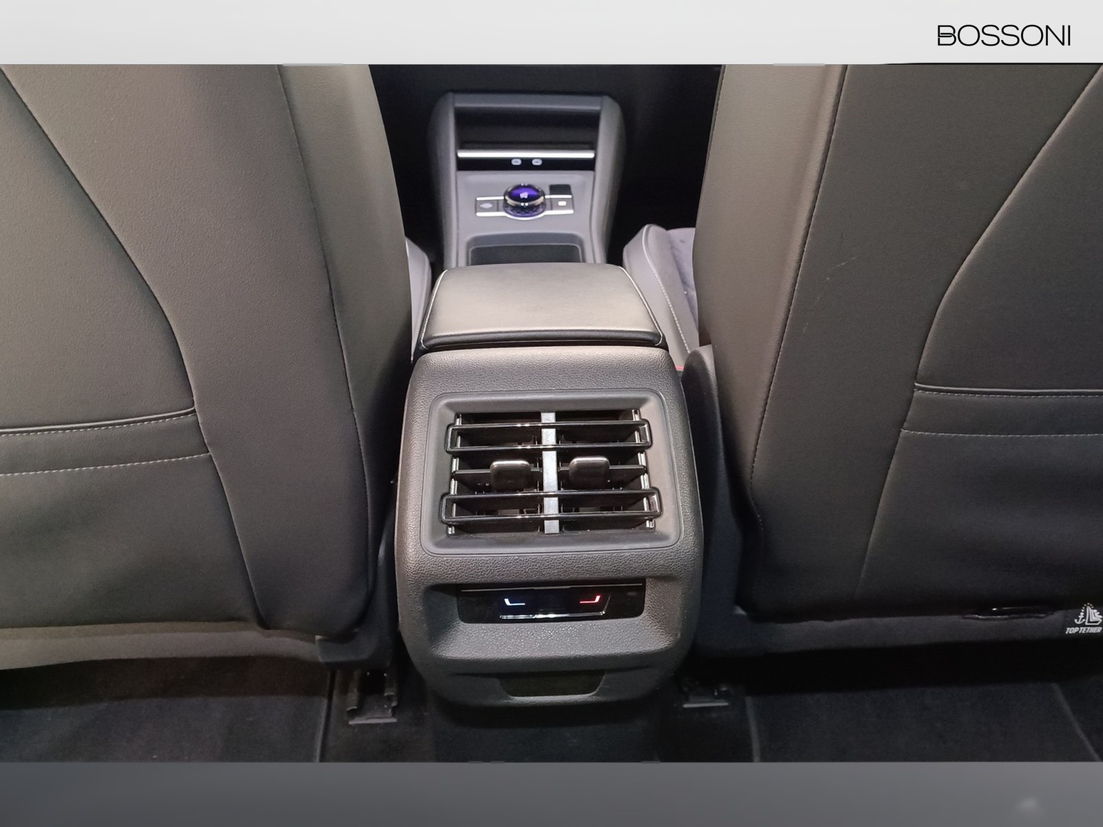 24 - Volkswagen Tiguan 2.0 tdi scr 150cv life dsg
