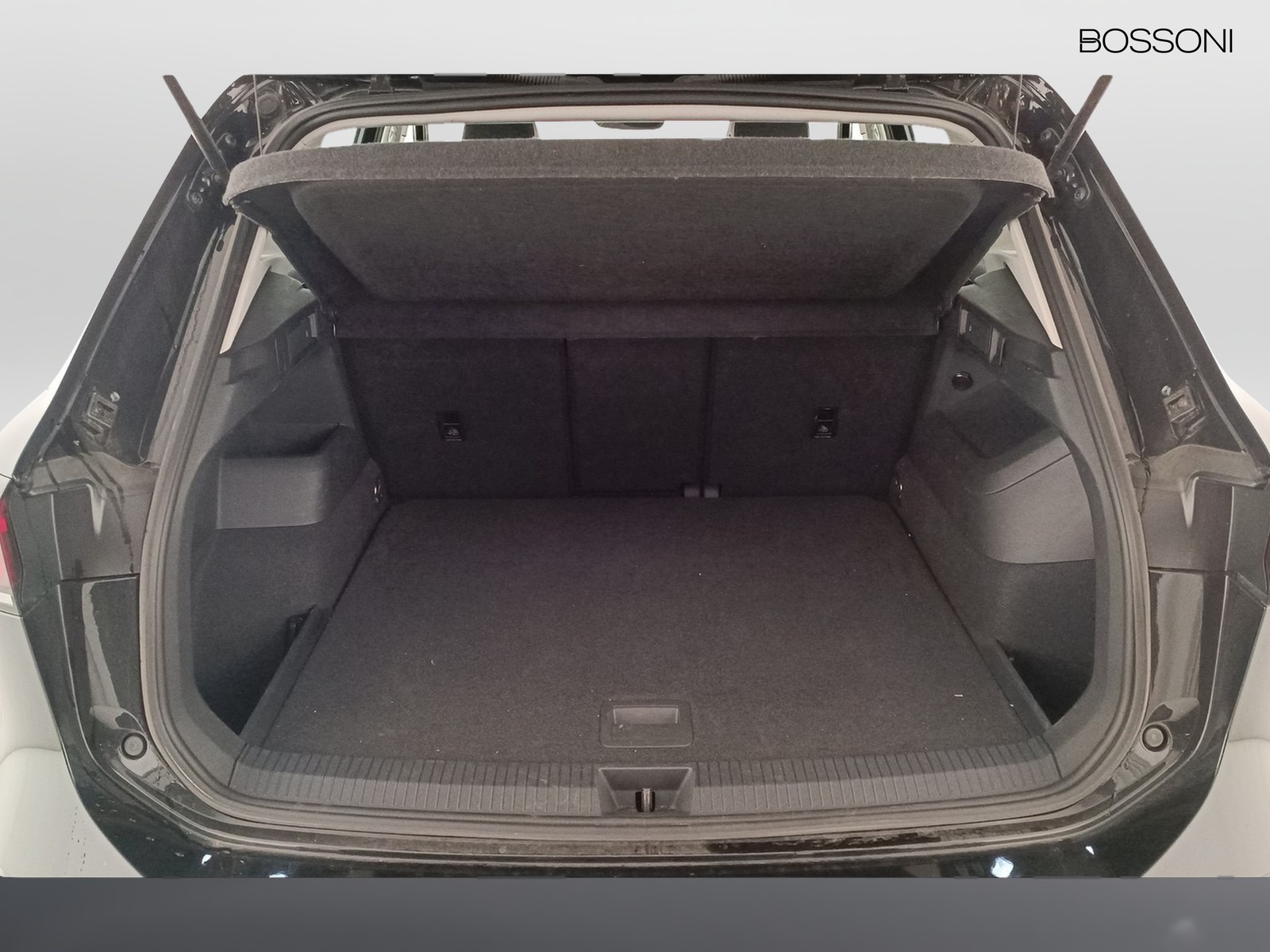 27 - Volkswagen Tiguan 2.0 tdi scr 150cv life dsg