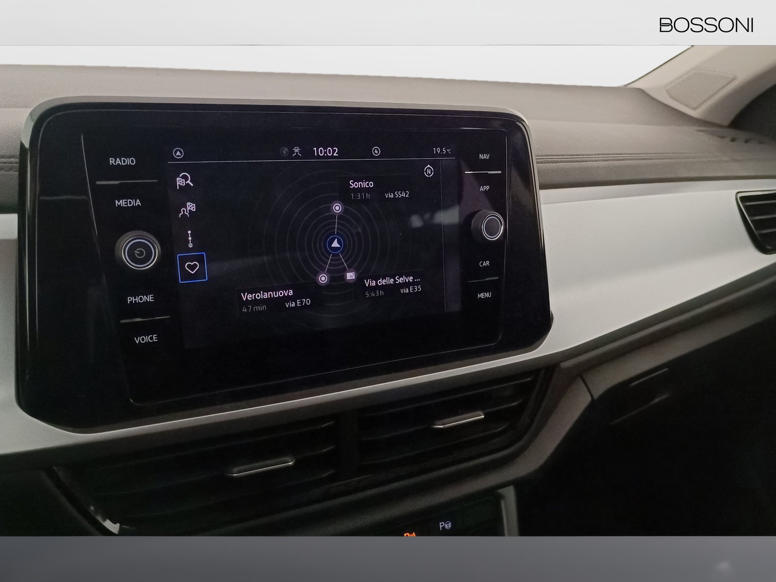 10 - Volkswagen T-Roc 2.0 tdi scr 115cv life