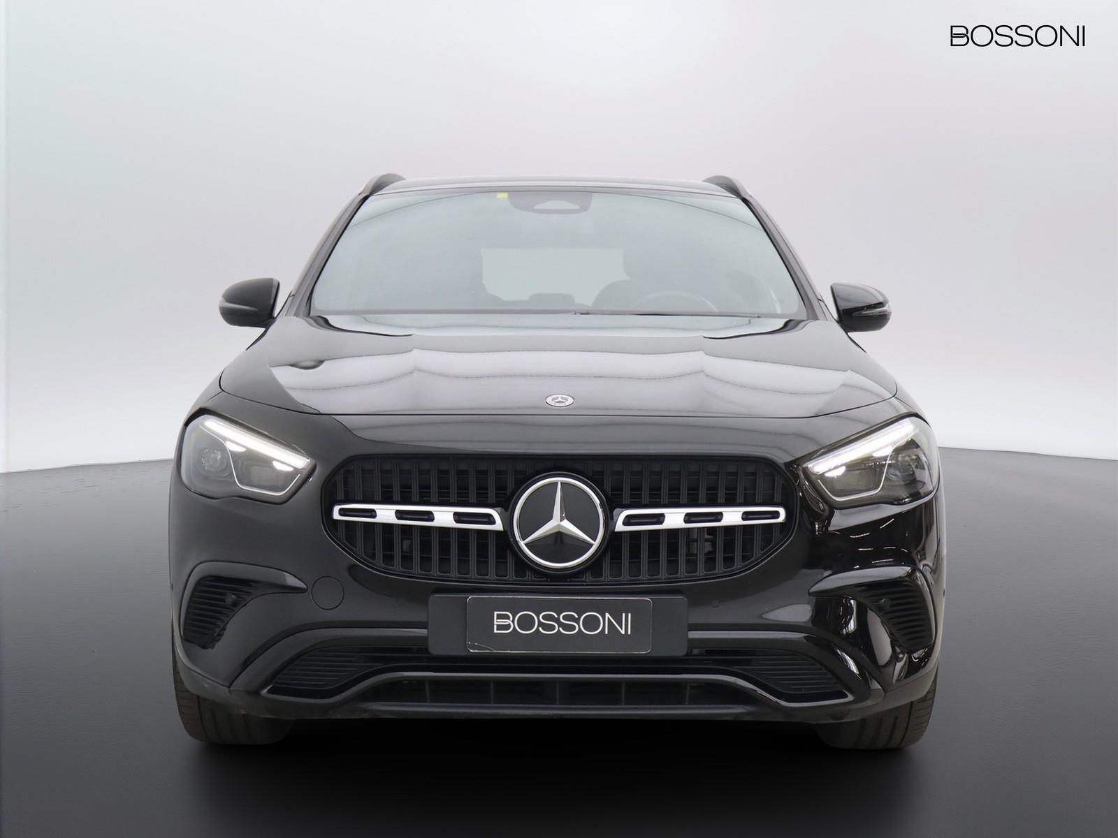 2 - Mercedes GLA 180 d amg line advanced plus 8g-dct