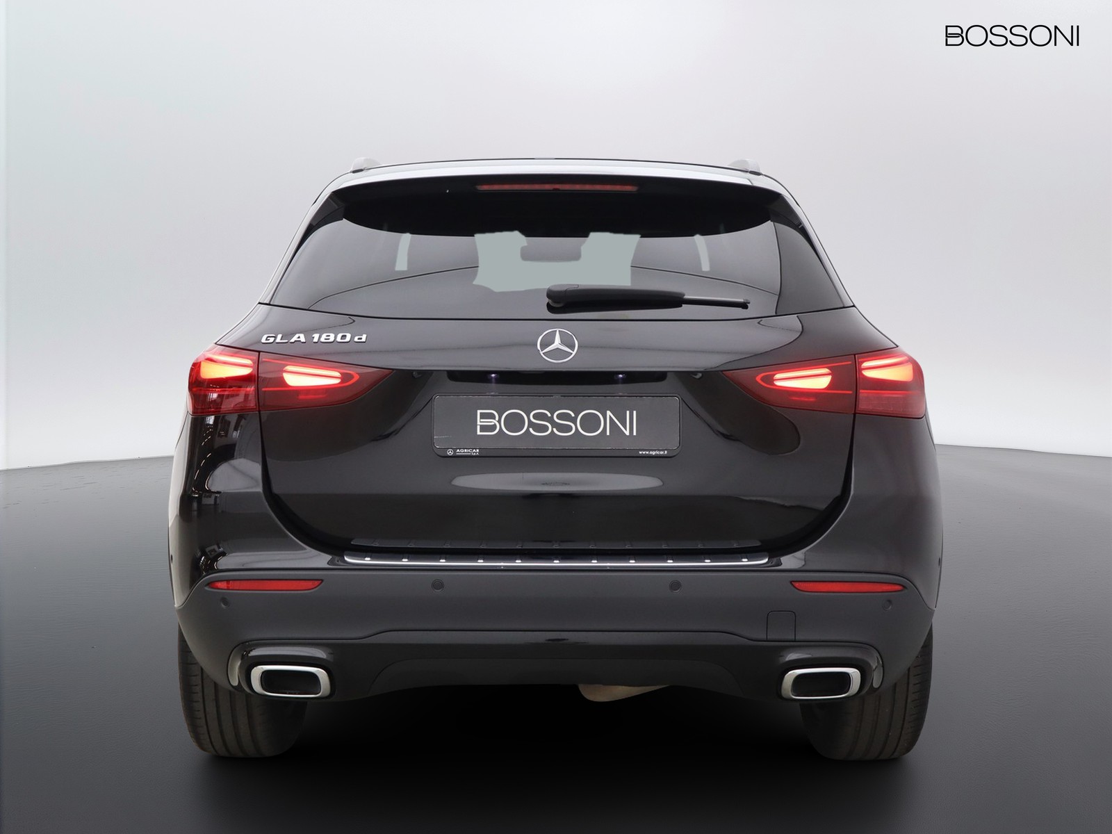6 - Mercedes GLA 180 d amg line advanced plus 8g-dct
