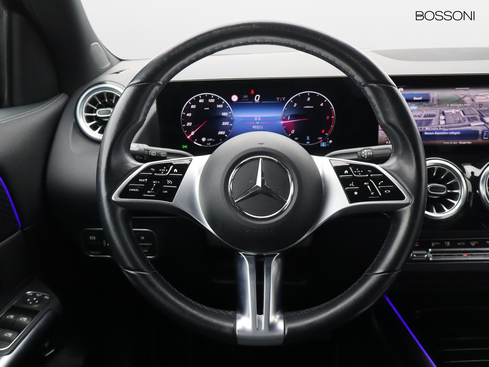 17 - Mercedes GLA 180 d amg line advanced plus 8g-dct