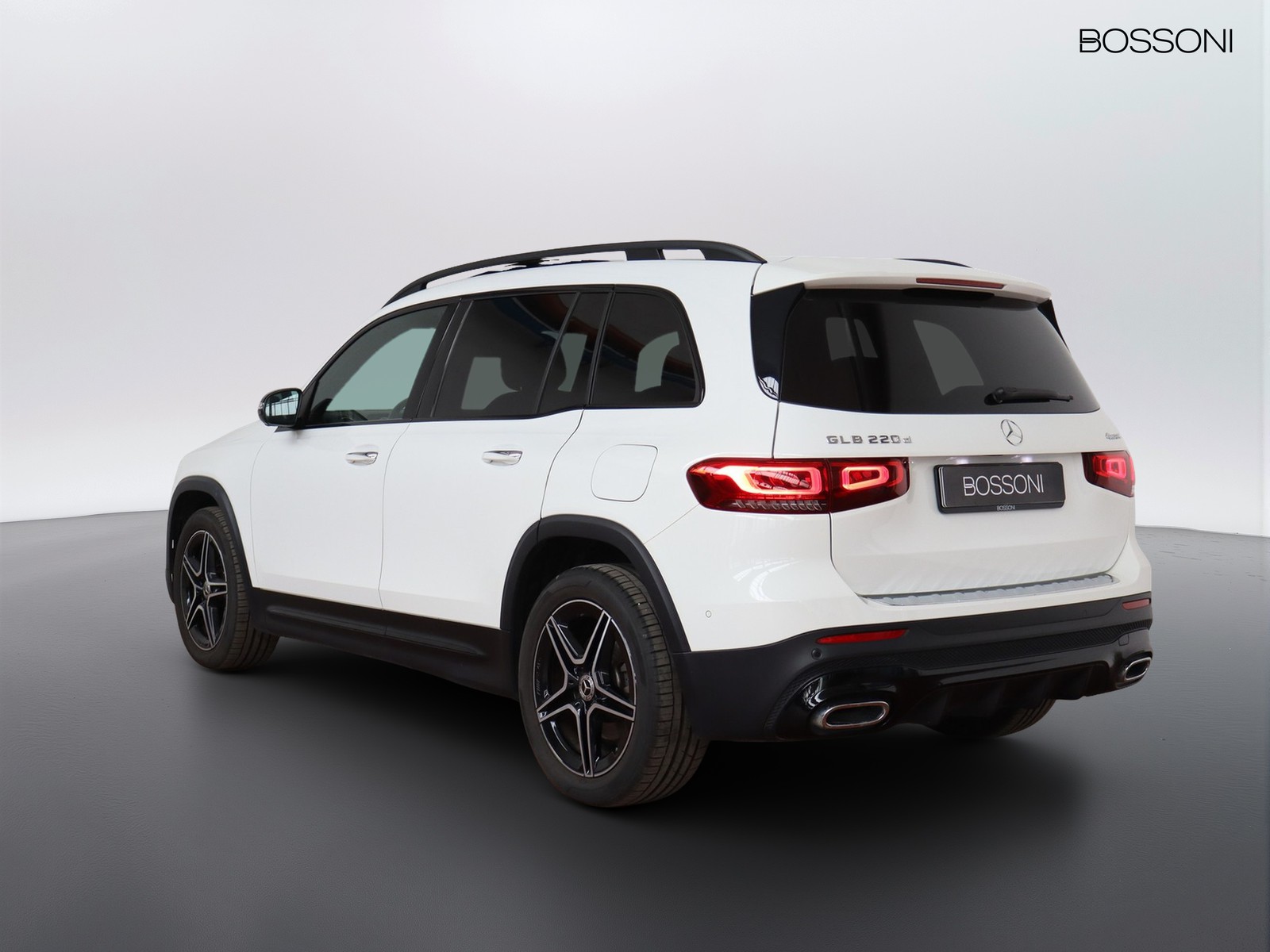 5 - Mercedes GLB 220 d premium 4matic 8g-dct 7p.ti