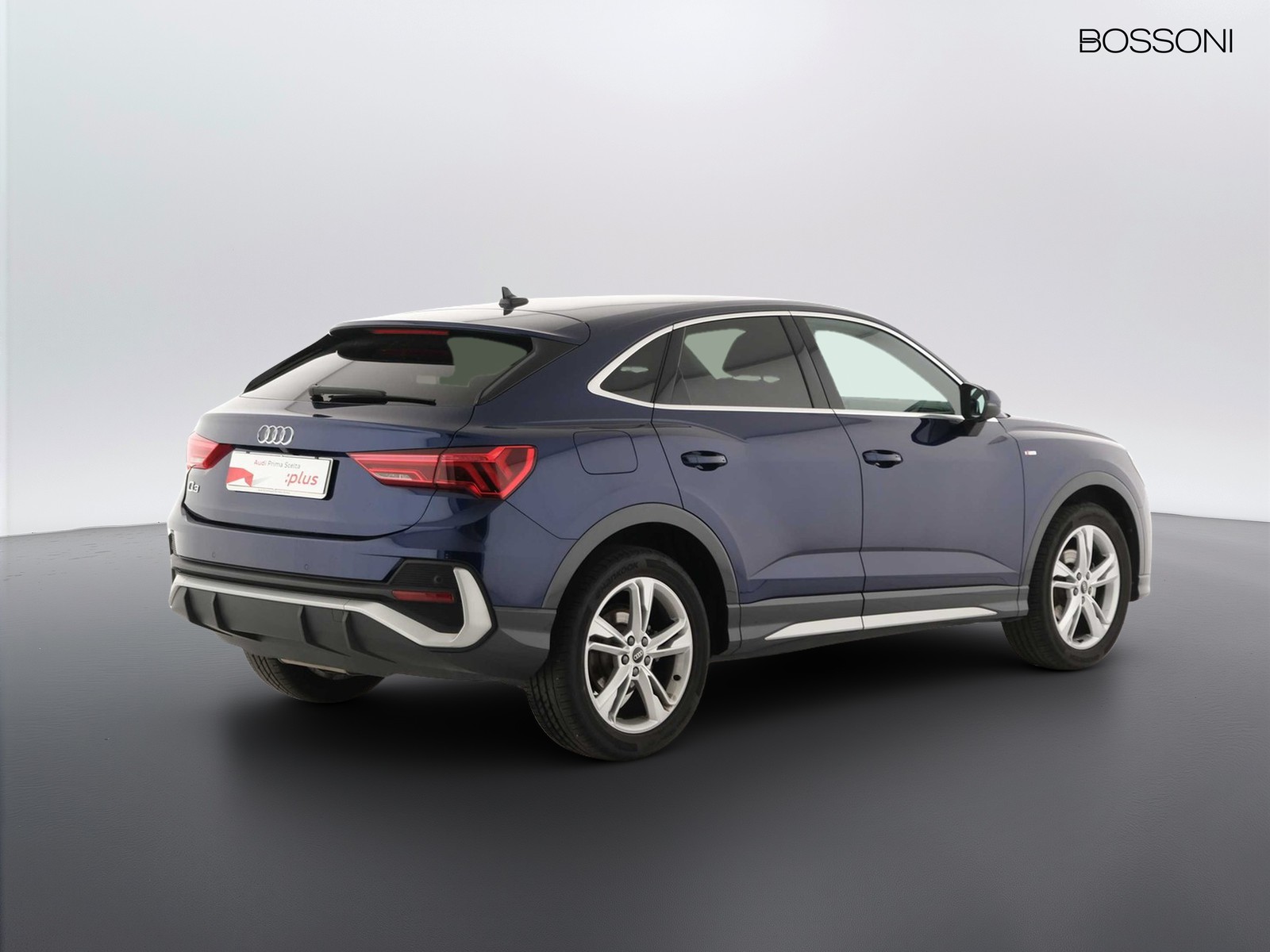2 - Audi Q3 sportback 35 2.0 tdi s line edition s tronic