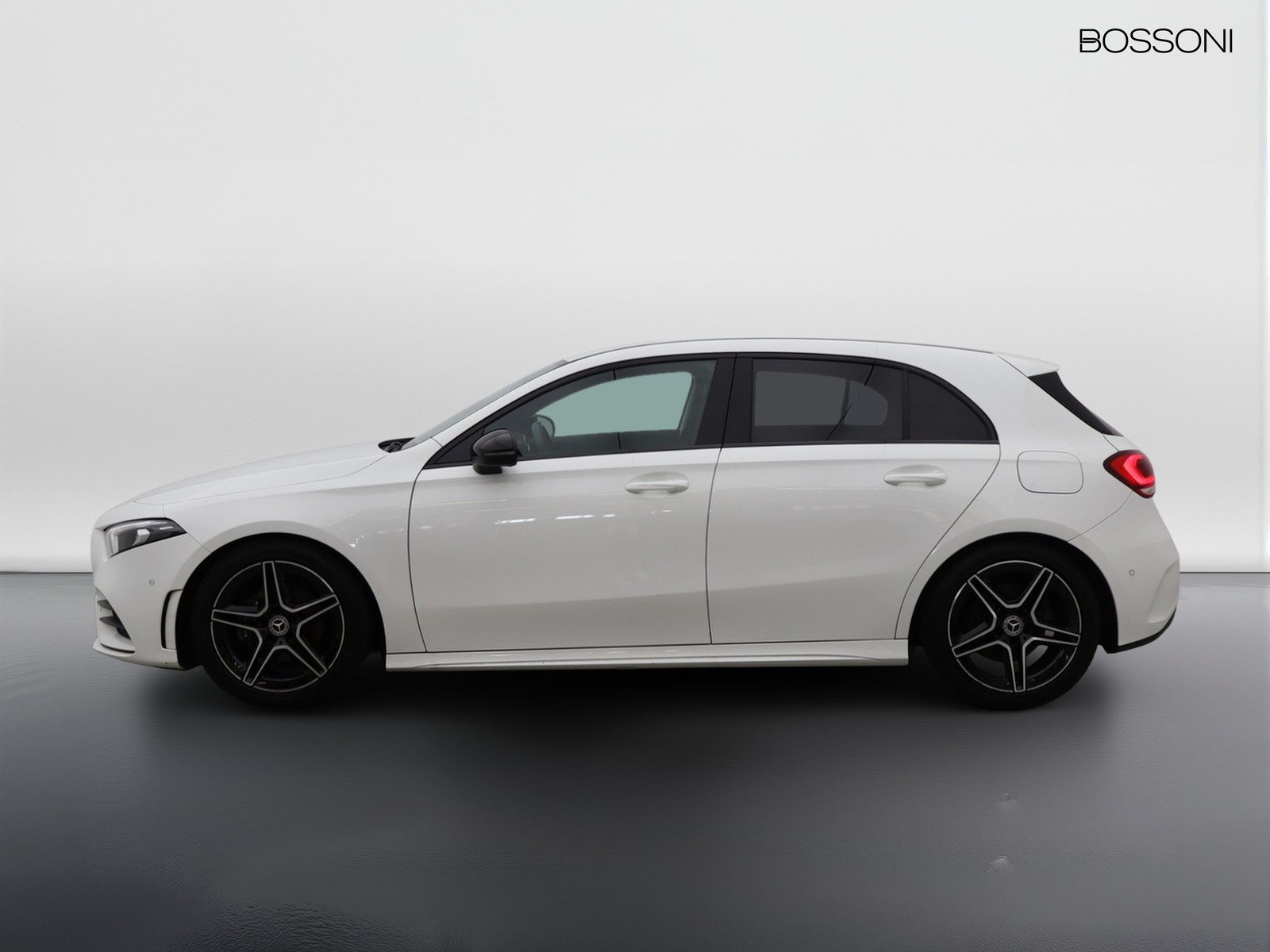 3 - Mercedes Classe A 200 premium 7g-dct