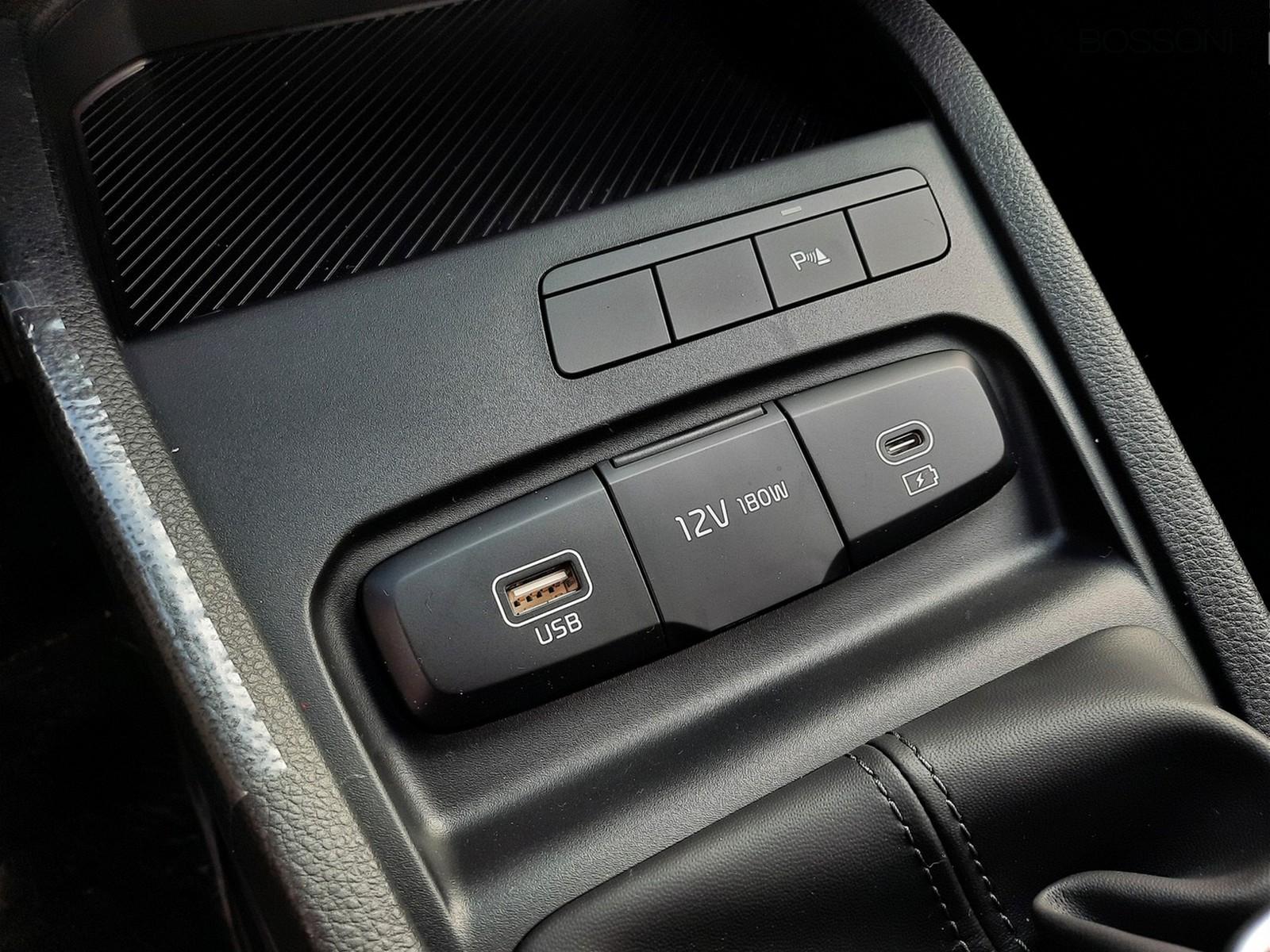 22 - Kia Stonic 1.0 t-gdi urban