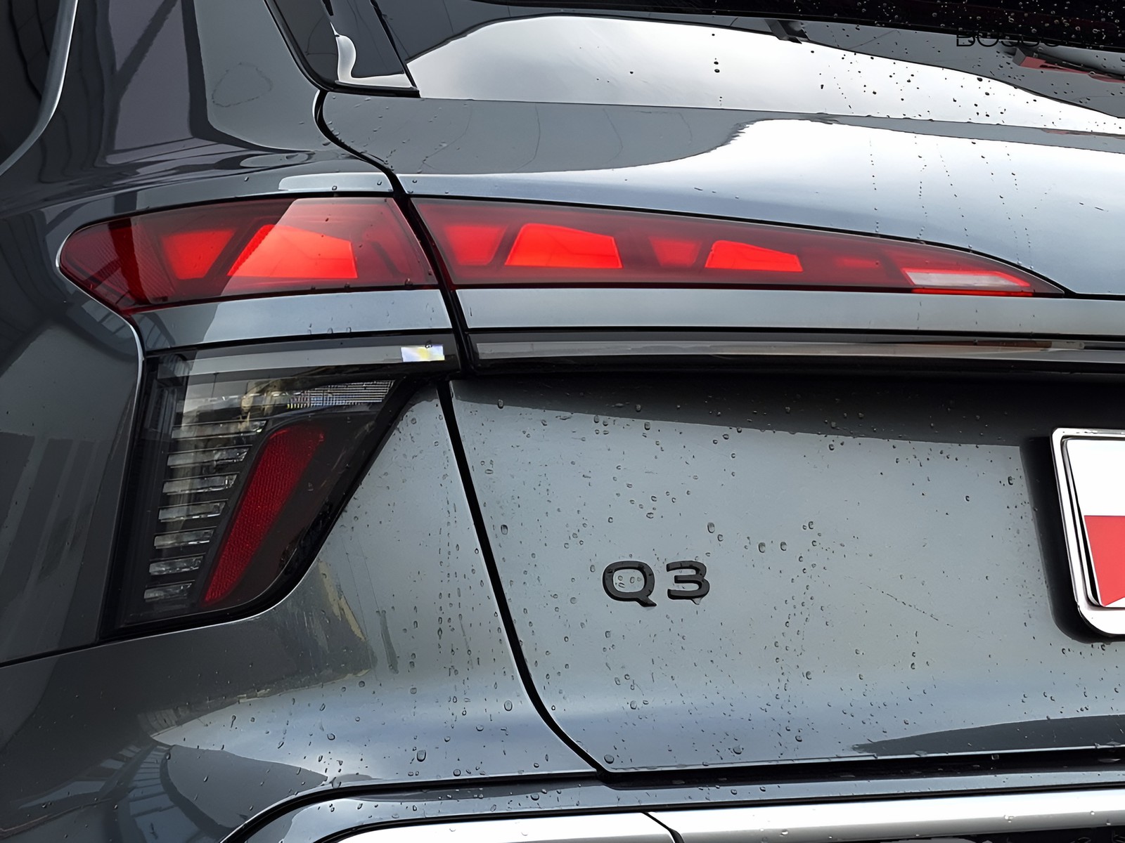 15 - Audi Q3 1.5 e-hybrid 272cv business s tronic