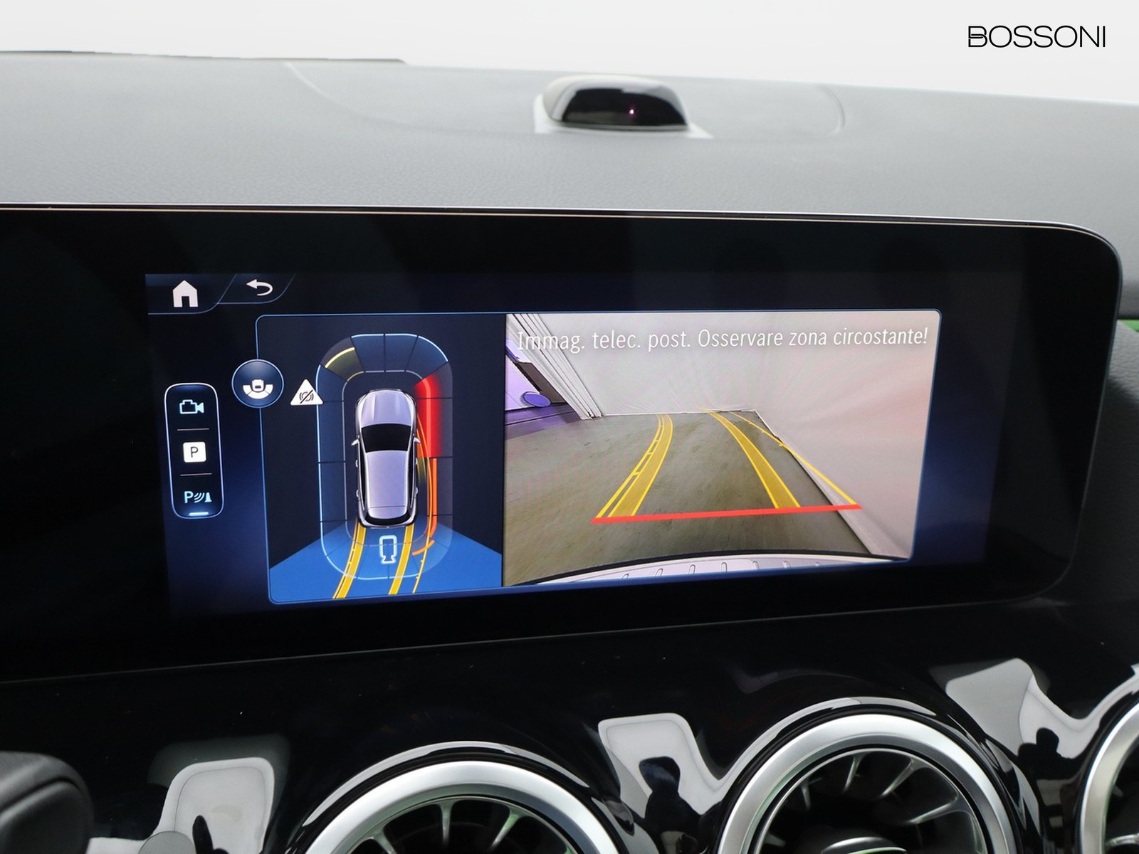 11 - Mercedes GLA 200 d amg line extra 8g-dct