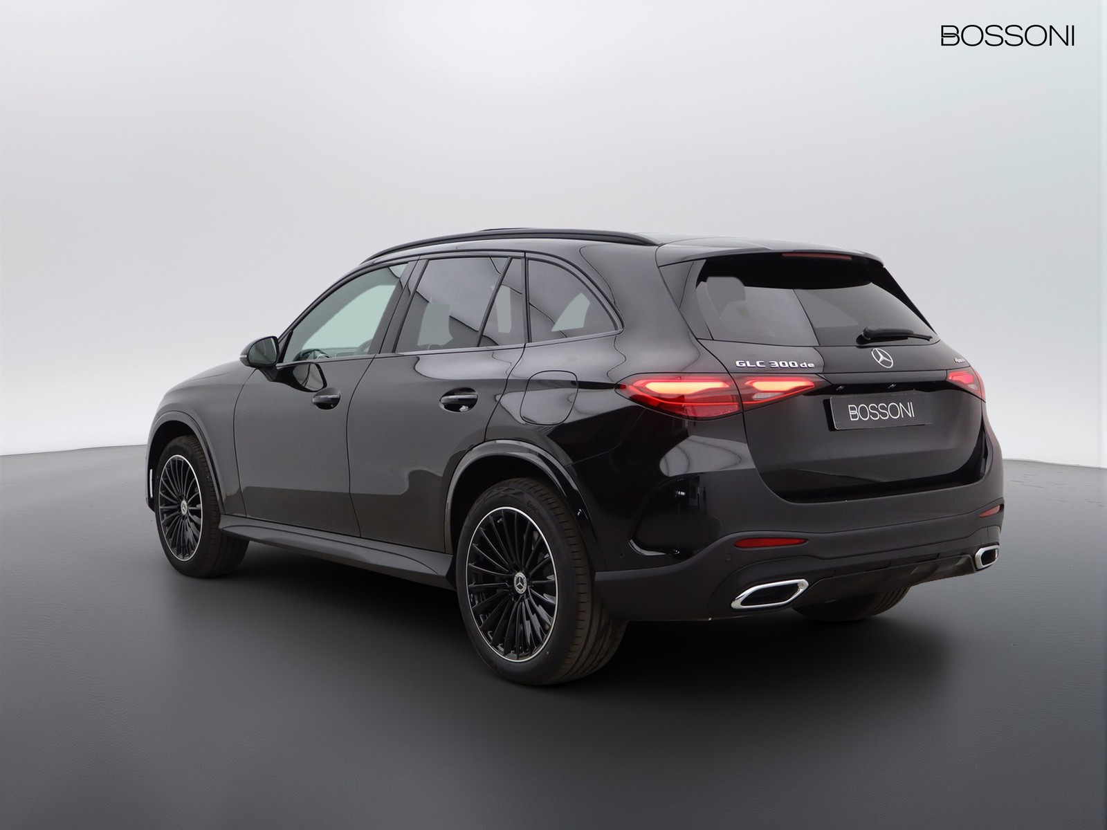 5 - Mercedes GLC suv 300 de plug-in hybrid amg line advanced 4matic 9g-tronic