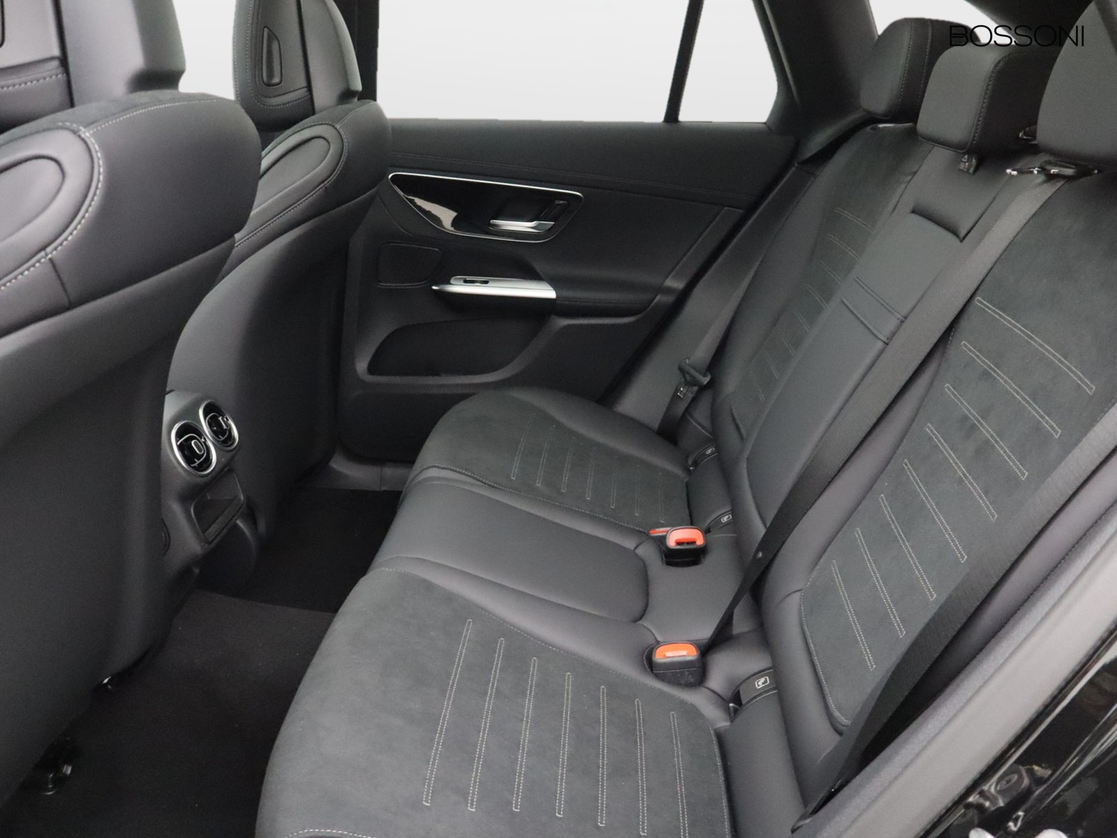 8 - Mercedes GLC suv 300 de plug-in hybrid amg line advanced 4matic 9g-tronic