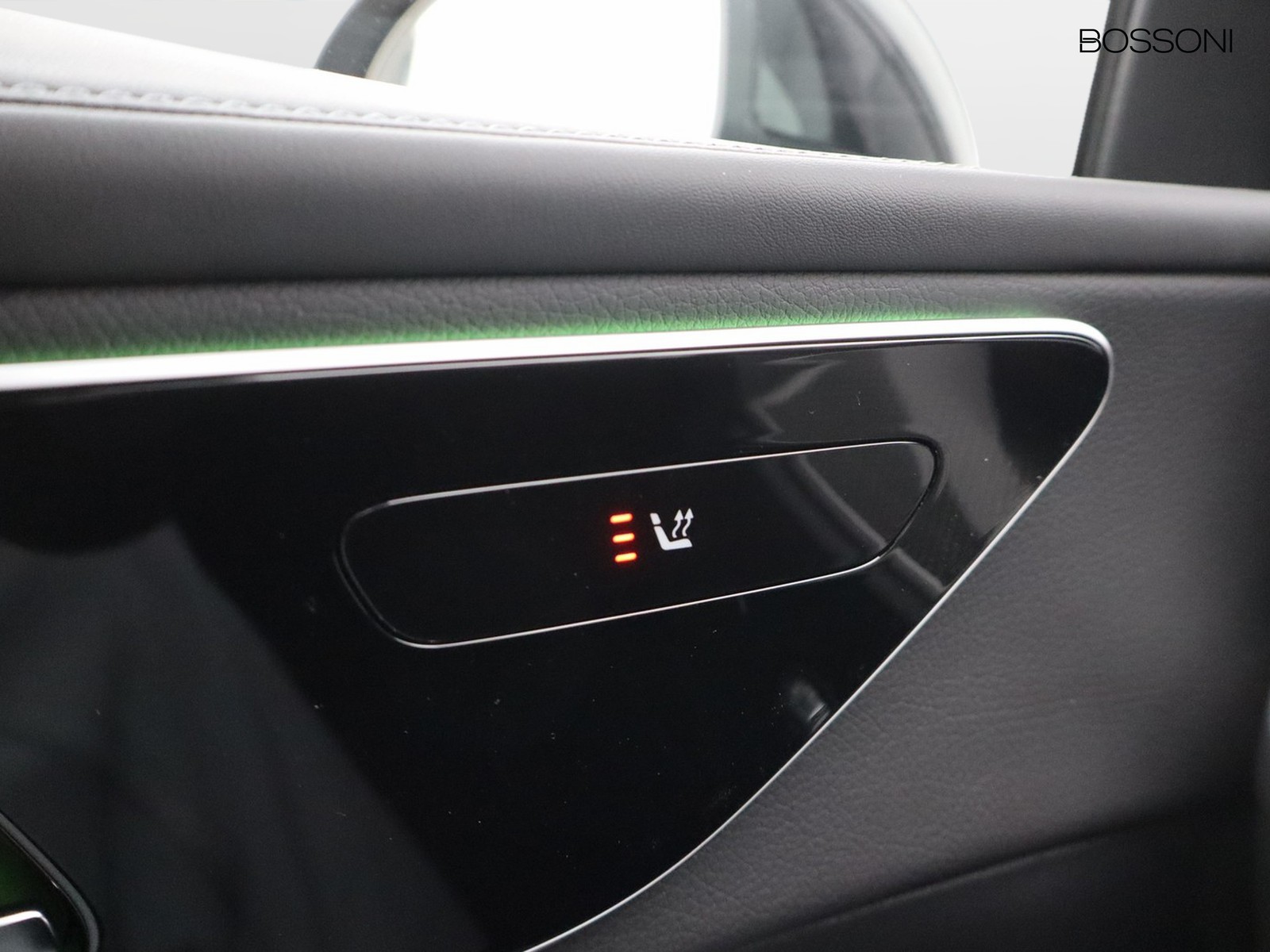 14 - Mercedes GLC suv 300 de plug-in hybrid amg line advanced 4matic 9g-tronic