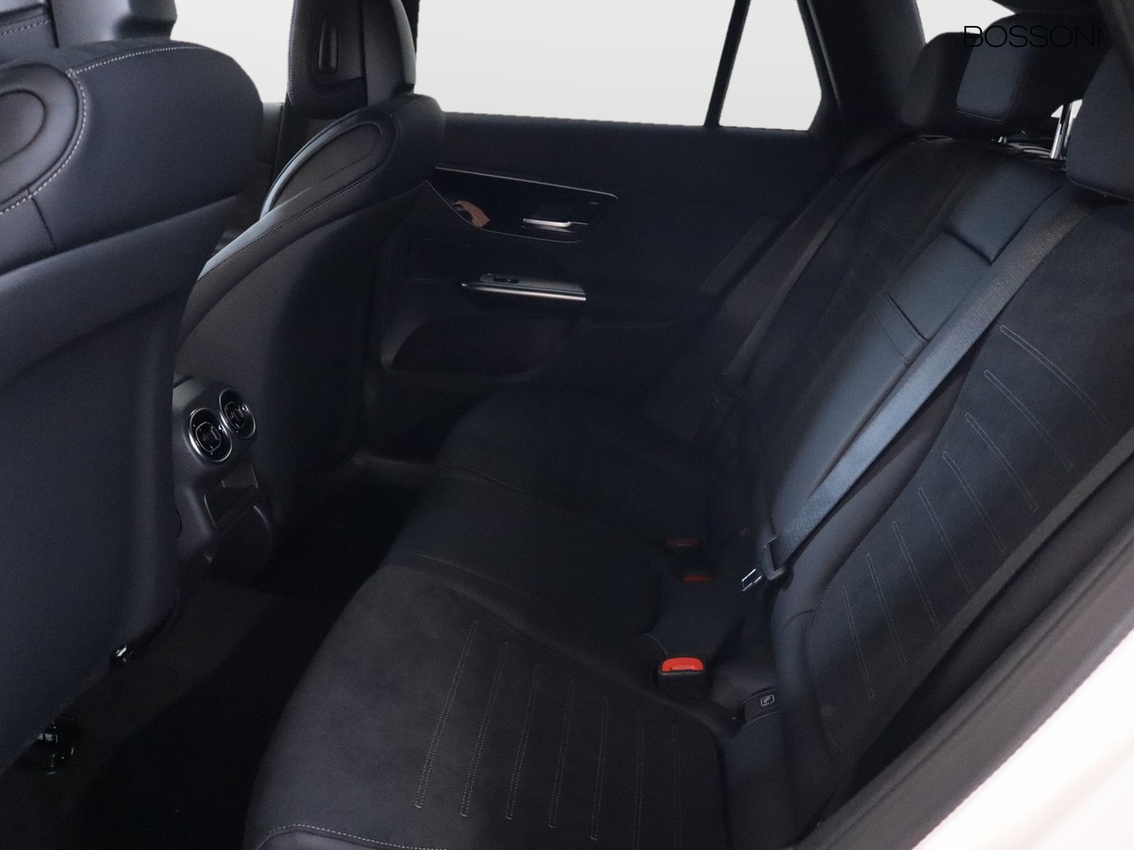 8 - Mercedes GLC suv 300 de plug-in hybrid amg line premium 4matic 9g-tronic