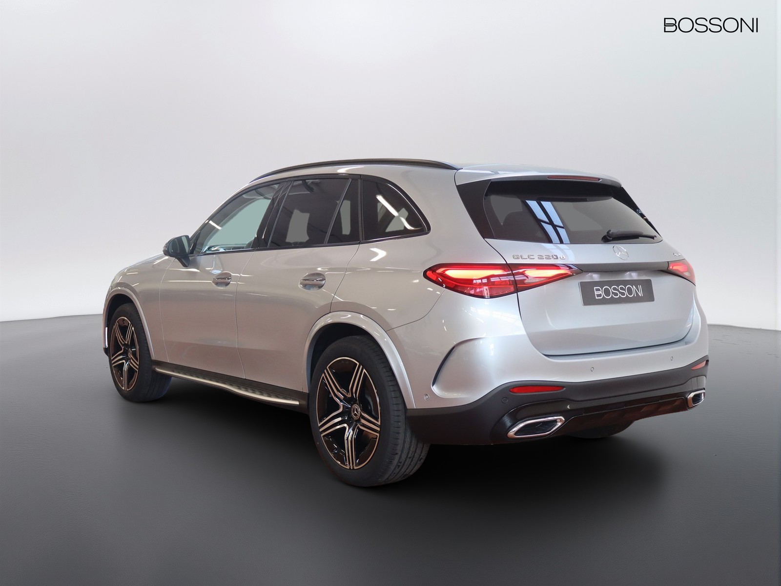 5 - Mercedes GLC suv 220 d amg line premium 4matic 9g-tronic