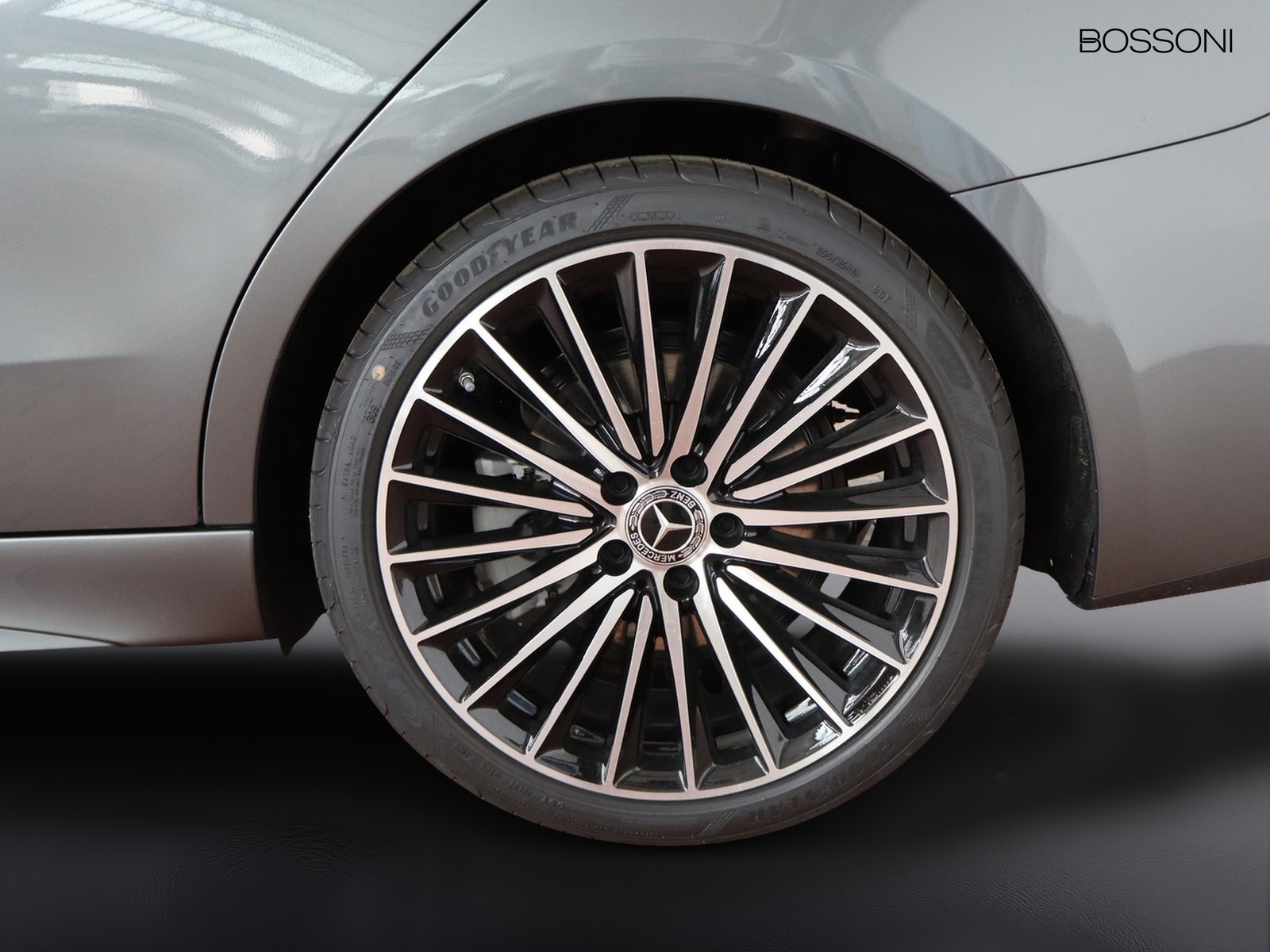 4 - Mercedes Classe C berlina 200 d mild hybrid amg line advanced 9g-tronic