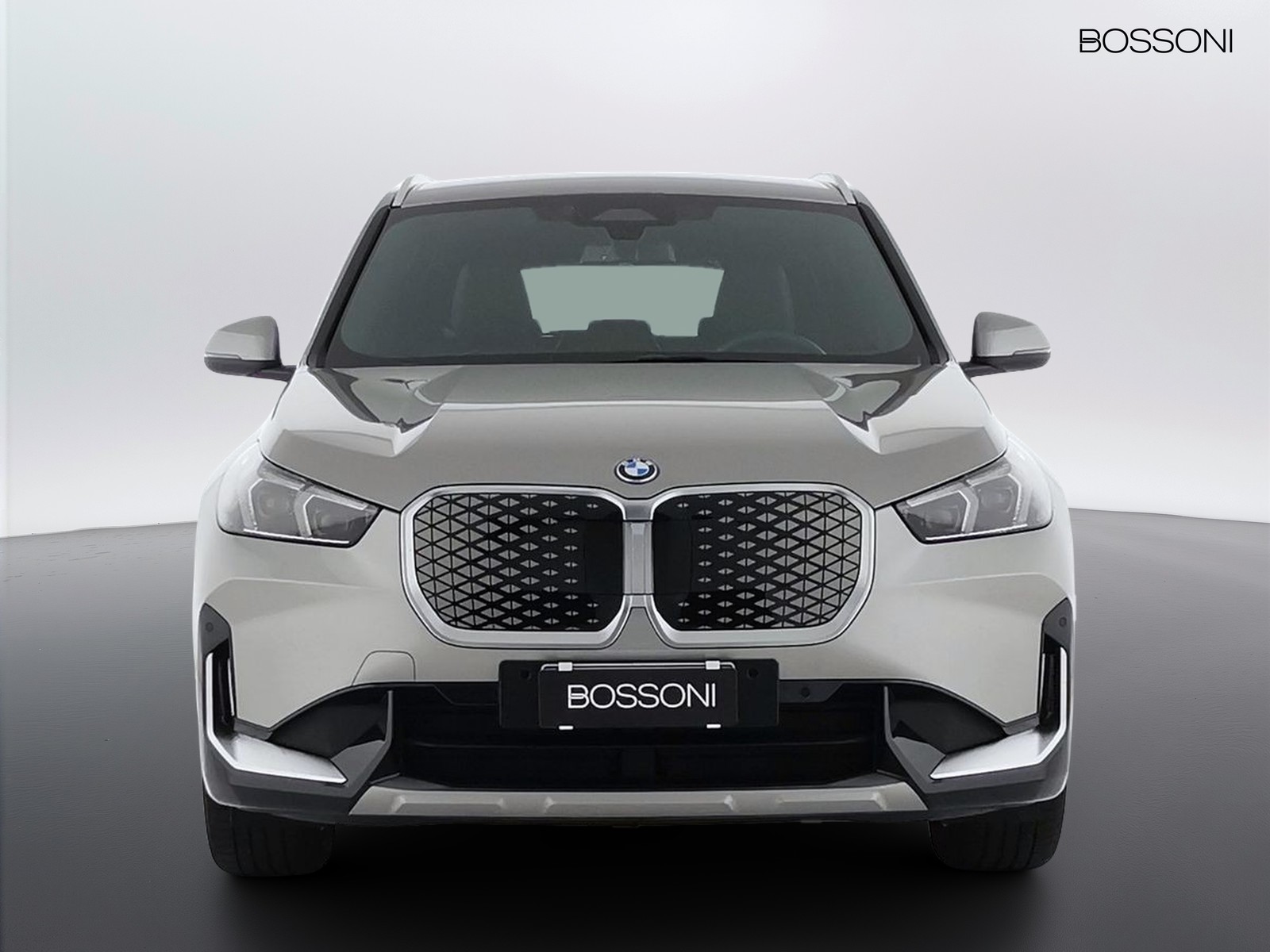 2 - BMW X1 i20 edrive x-line