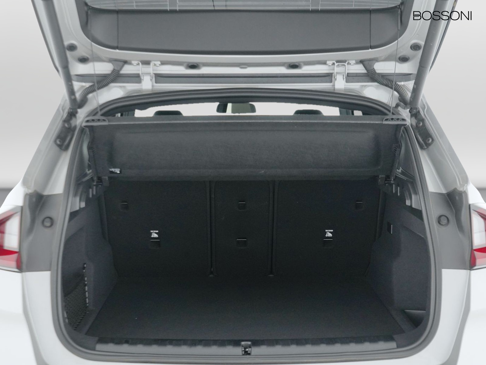 10 - BMW X1 i20 edrive x-line