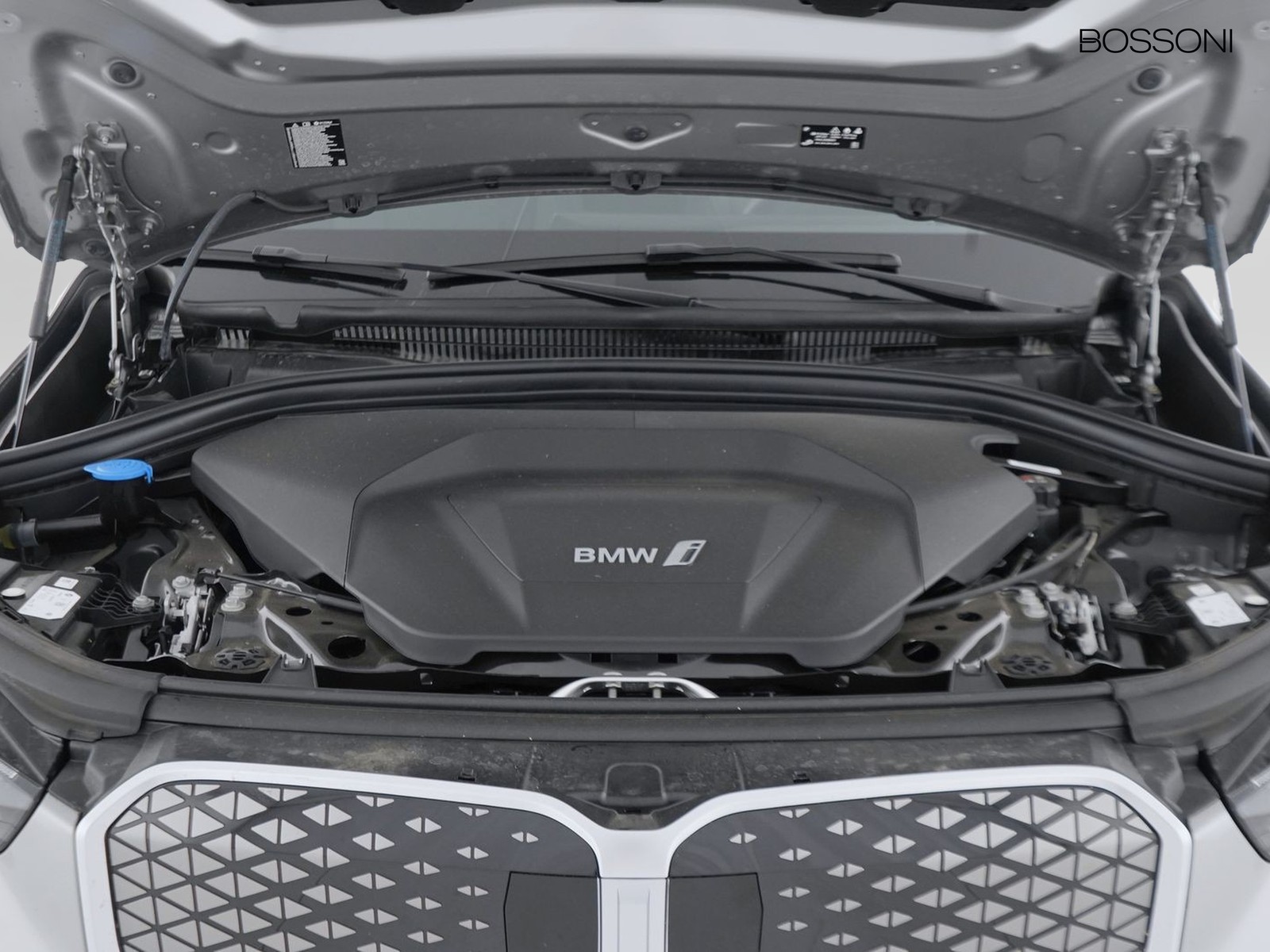 11 - BMW X1 i20 edrive x-line