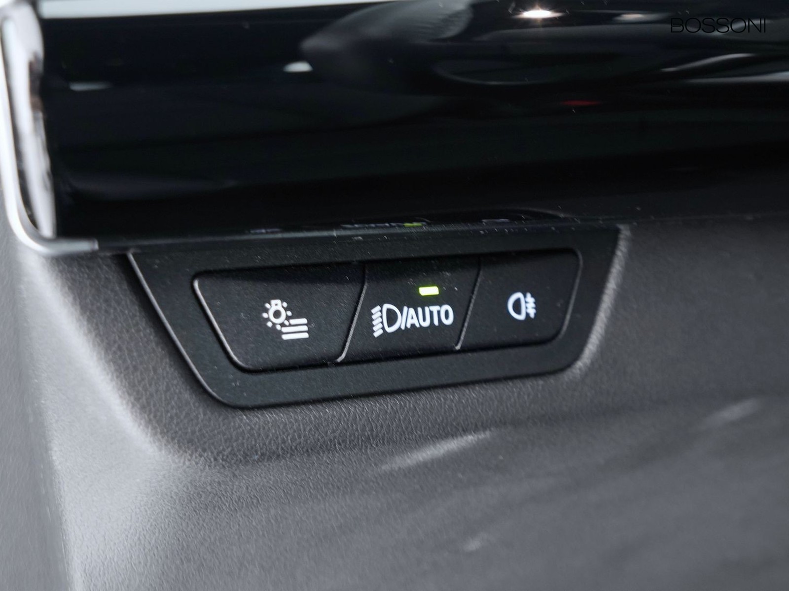 16 - BMW X1 i20 edrive x-line