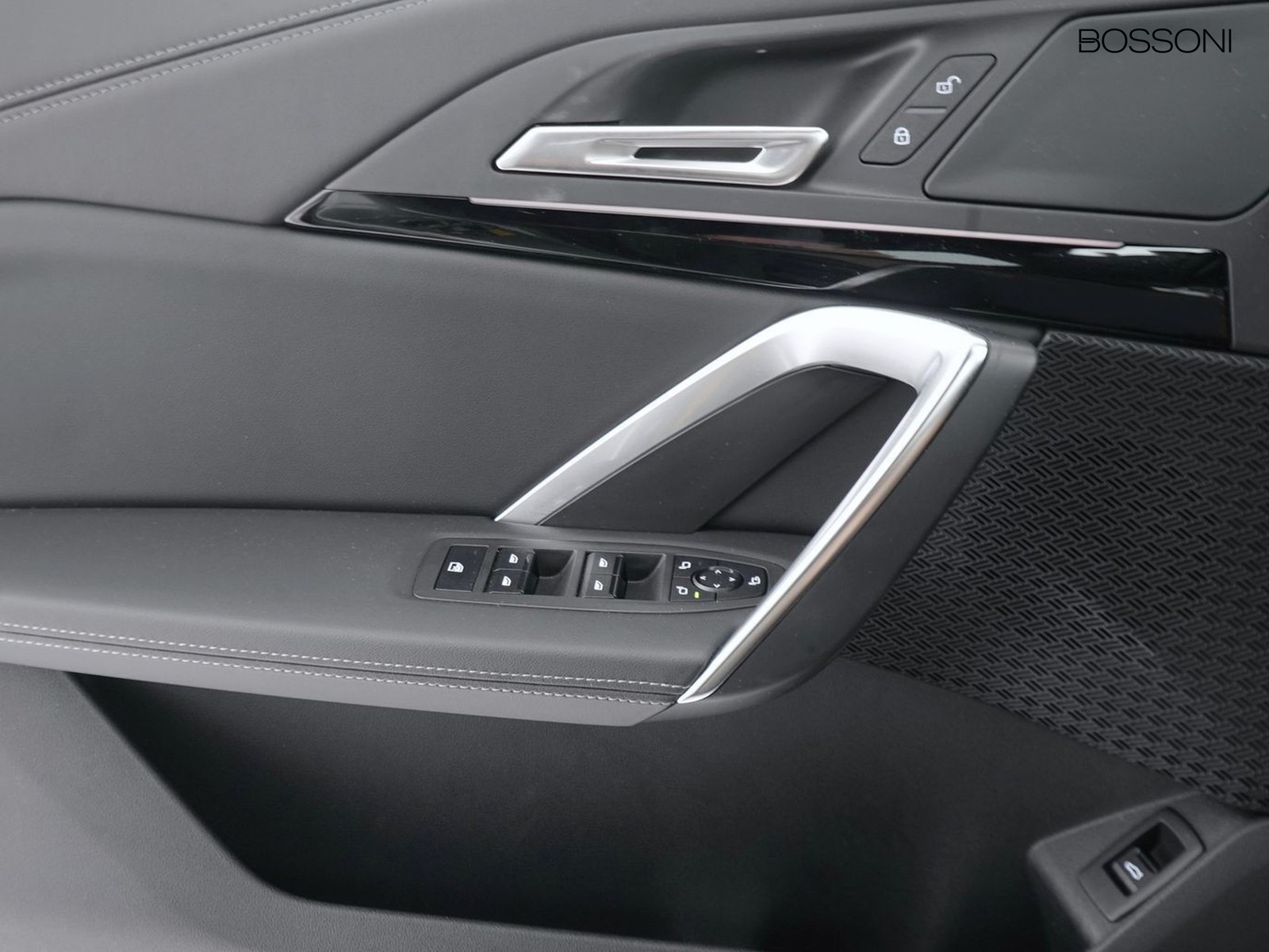 17 - BMW X1 i20 edrive x-line