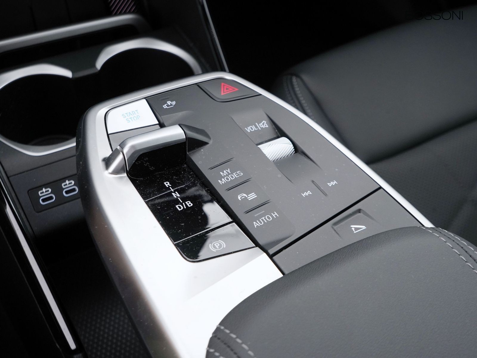 24 - BMW X1 i20 edrive x-line