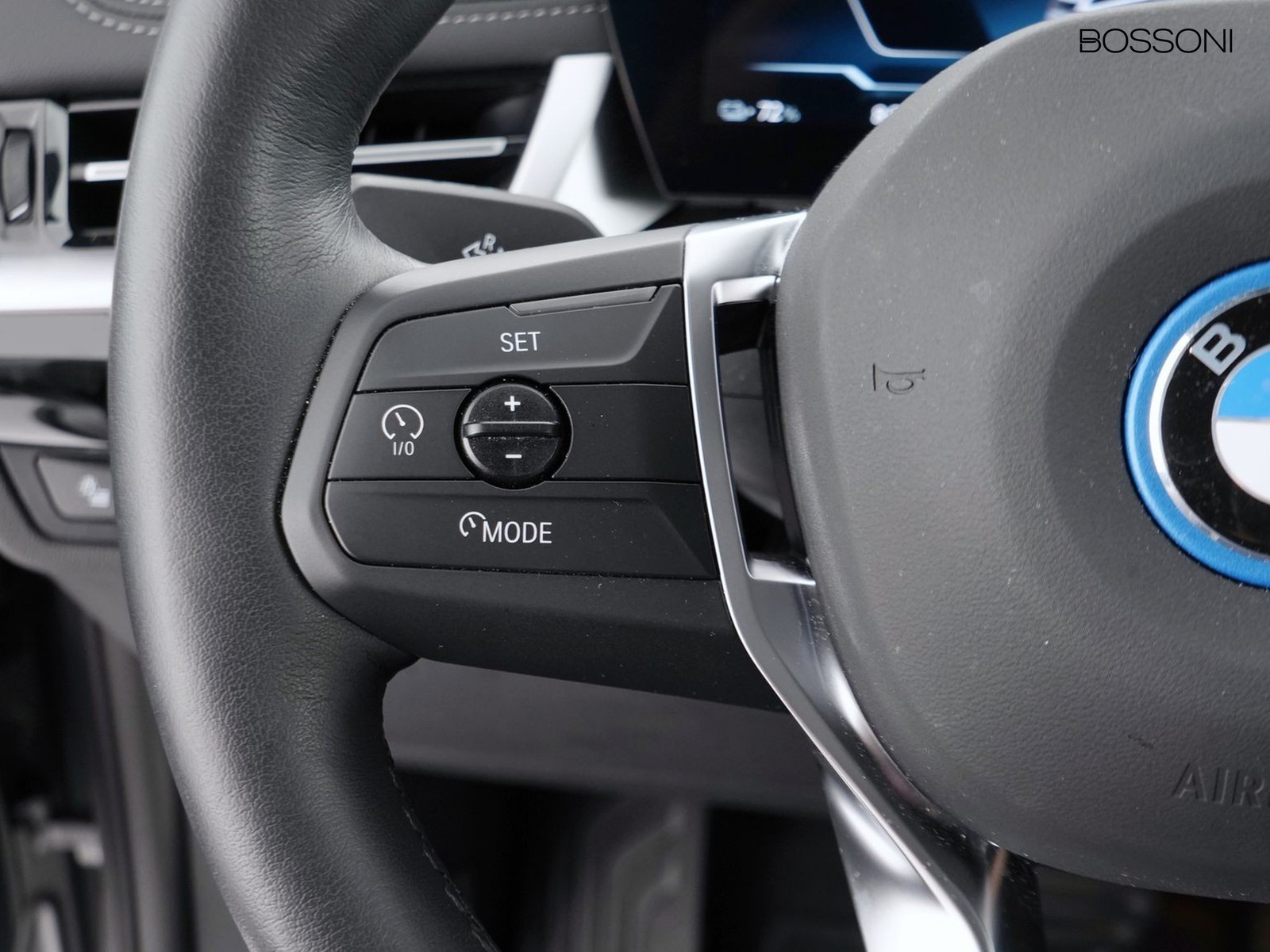 27 - BMW X1 i20 edrive x-line