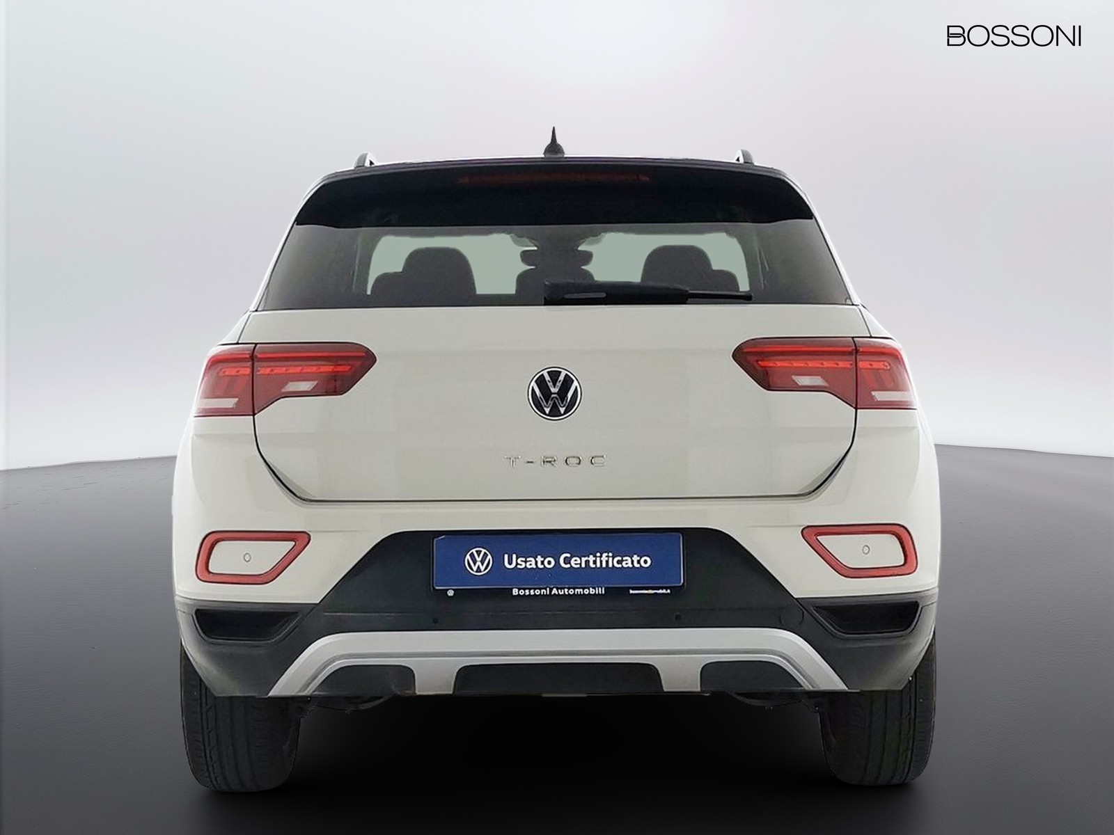 5 - Volkswagen T-Roc 2.0 tdi scr 115cv sport