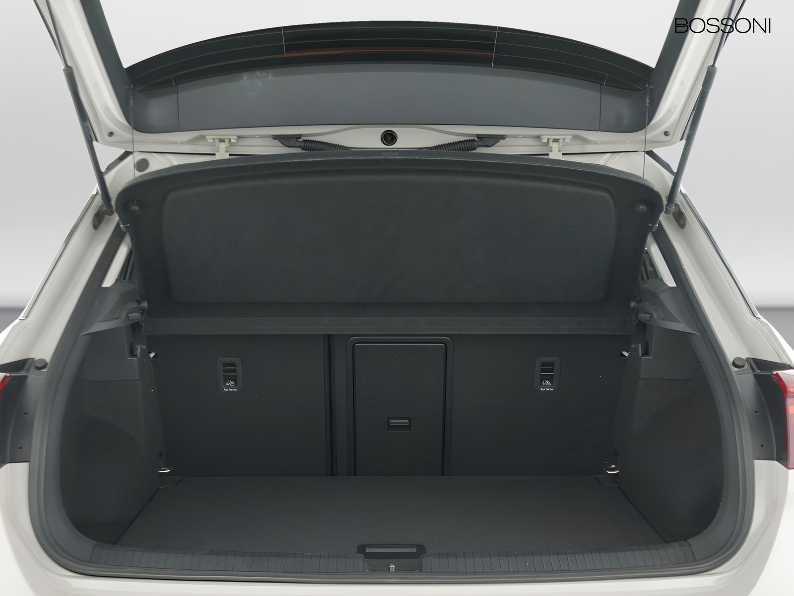 10 - Volkswagen T-Roc 2.0 tdi scr 115cv sport